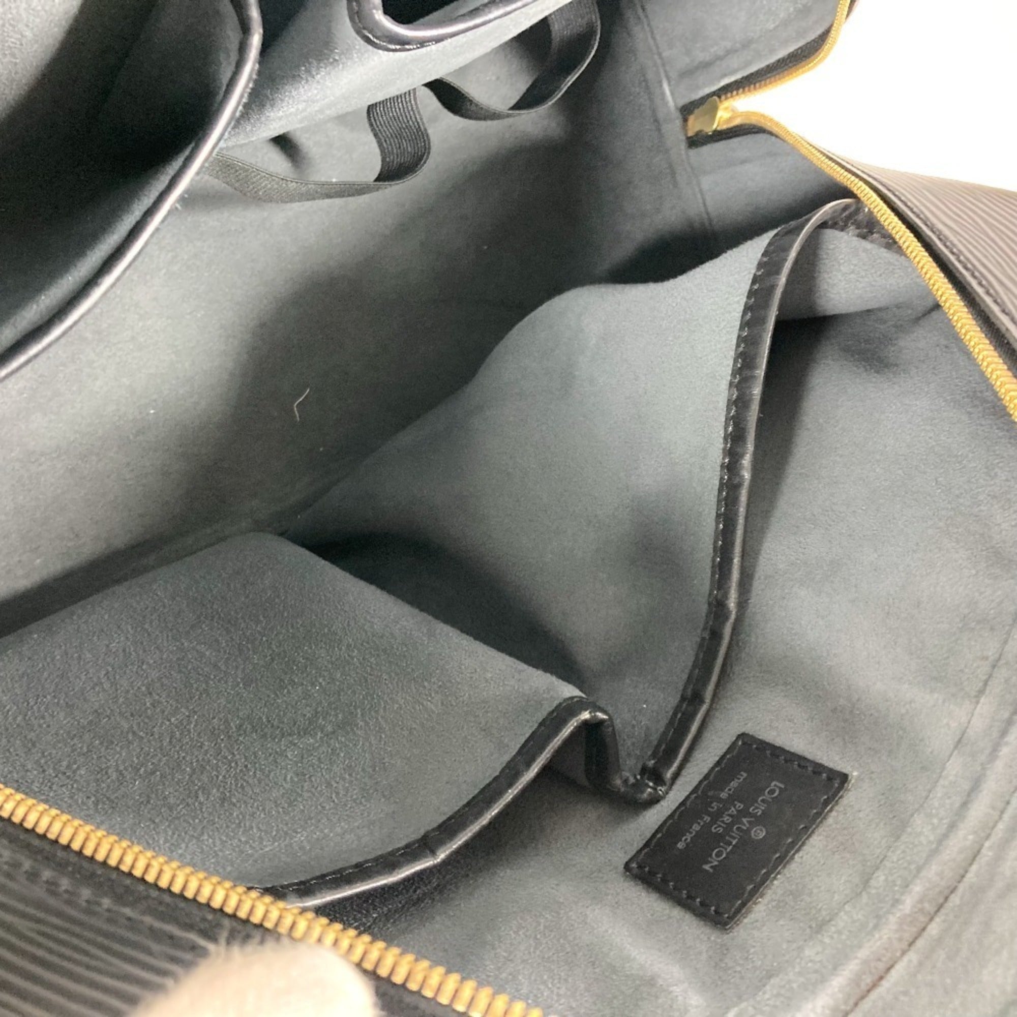 Louis Vuitton Black Noir Epi Leather Handbag Tote Bag (Pre-Owned)