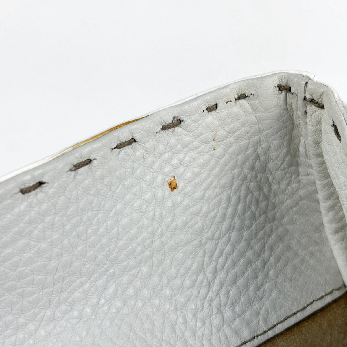 Fendi White Leather Tote Bag (Pre-Owned)