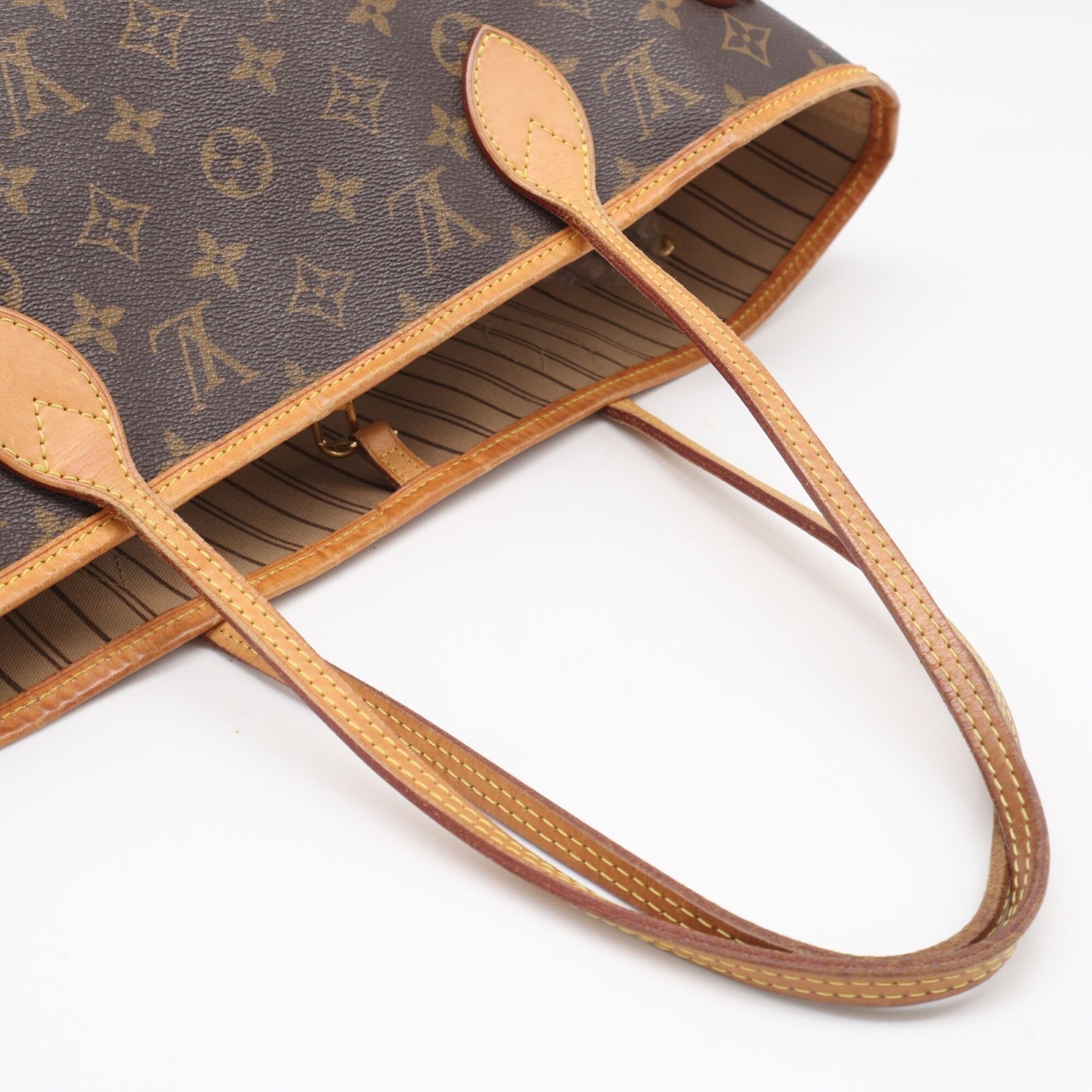 Louis Vuitton Beige Brown Monogram Coated Canvas Leather Handbag Pouch (Pre-Owned)