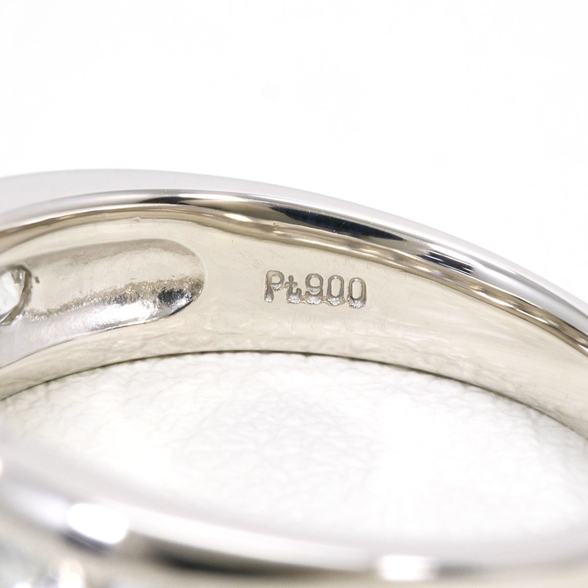 Unbranded Platinum Platinum 900 Band Ring (Pre-Owned)