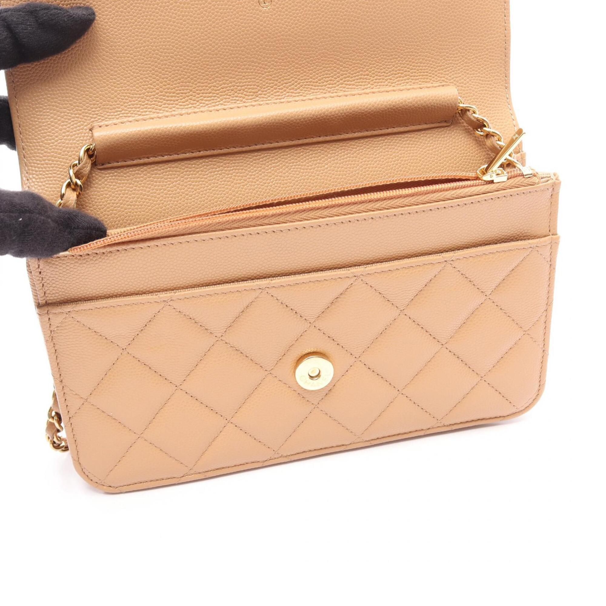 Chanel Matelasse Beige Leather Handbag Shoulder Bag (Pre-Owned)