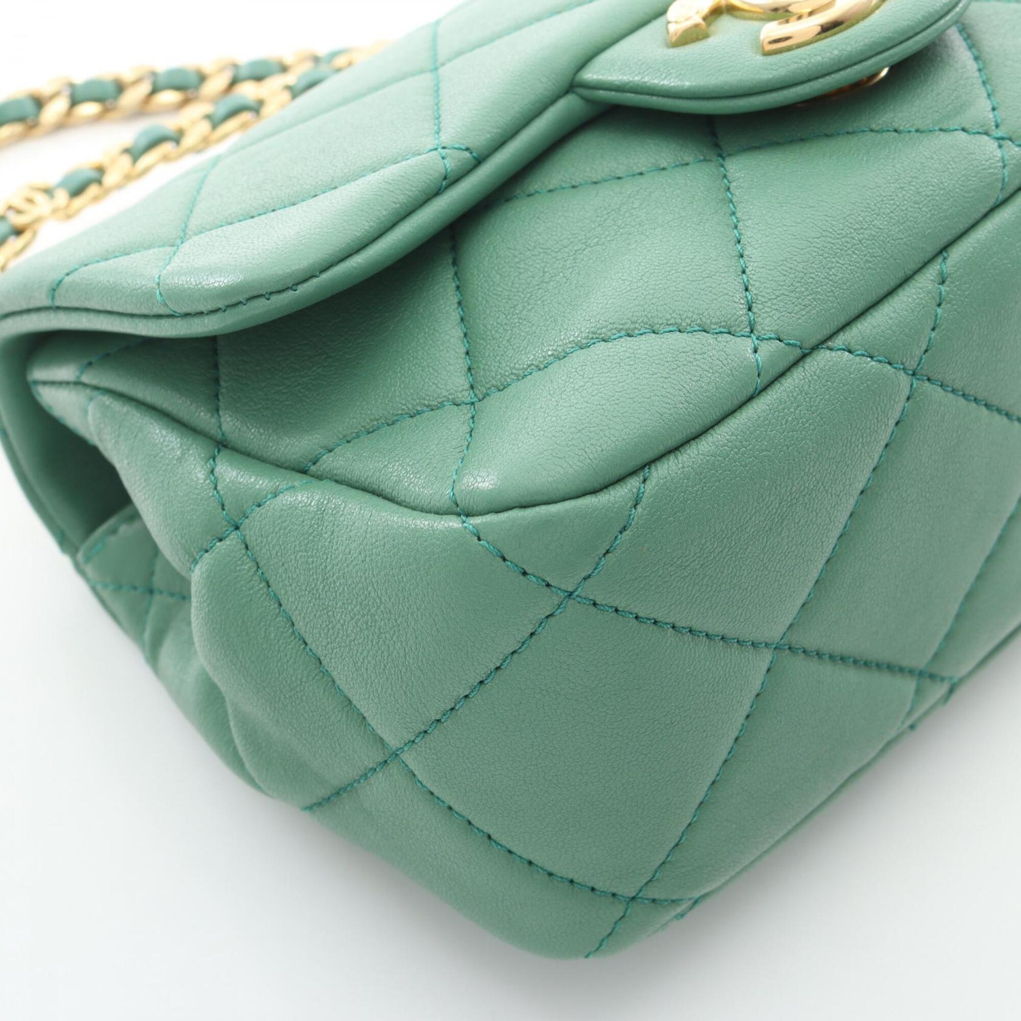 Chanel Green Leather Handbag Shoulder Bag (Pre-Owned)