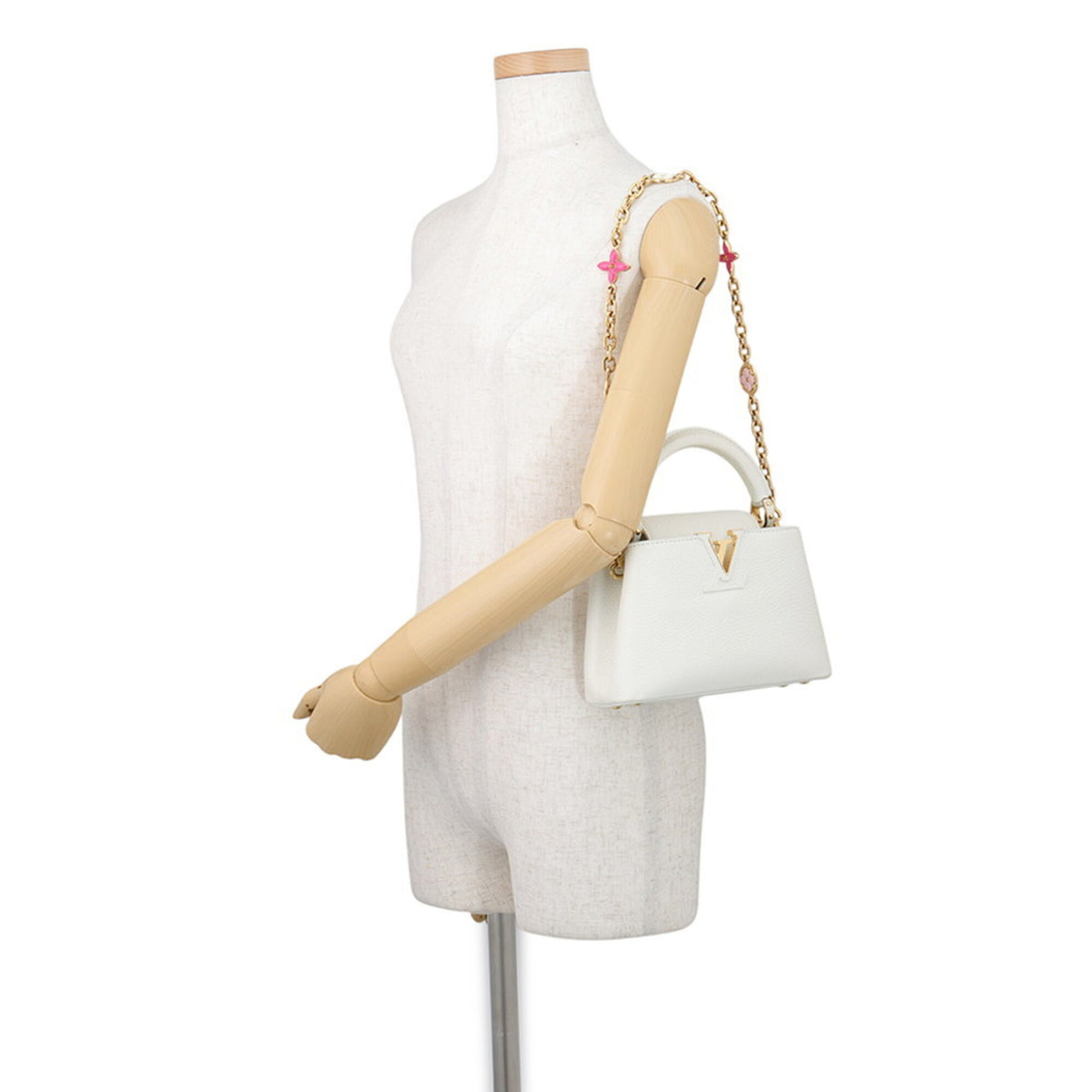 Louis Vuitton White Leather Handbag Shoulder Bag (Pre-Owned)