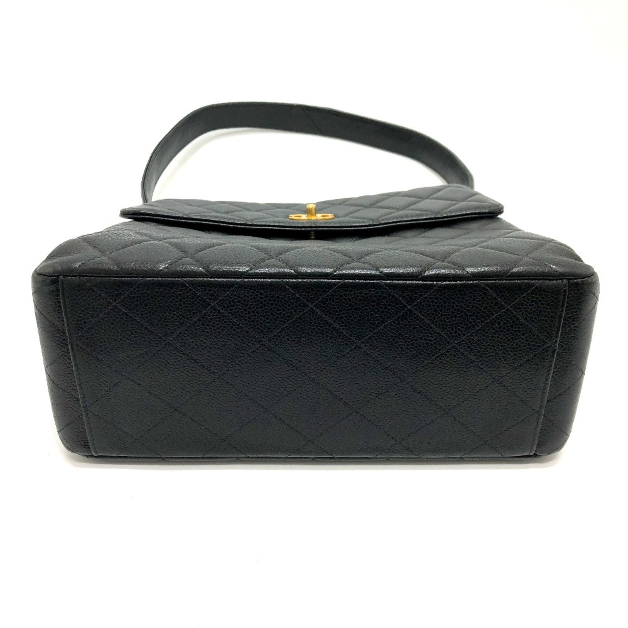Chanel Black Leather Shoulder Bag (Pre-Owned)