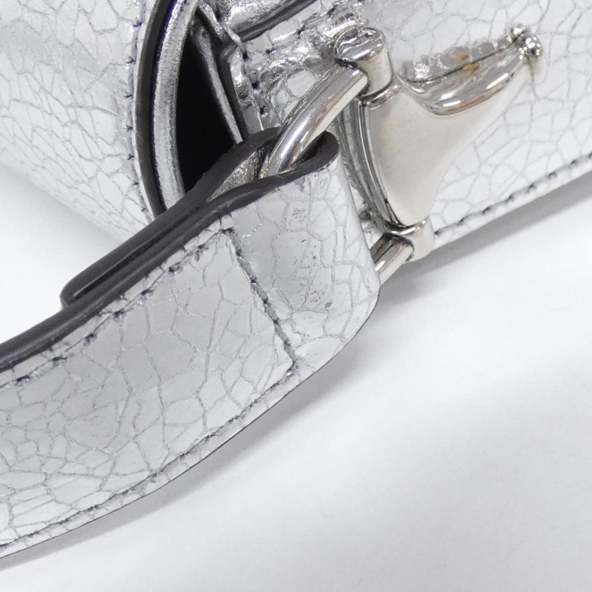 Gucci Silver Leather Shoulder Bag (Pre-Owned)