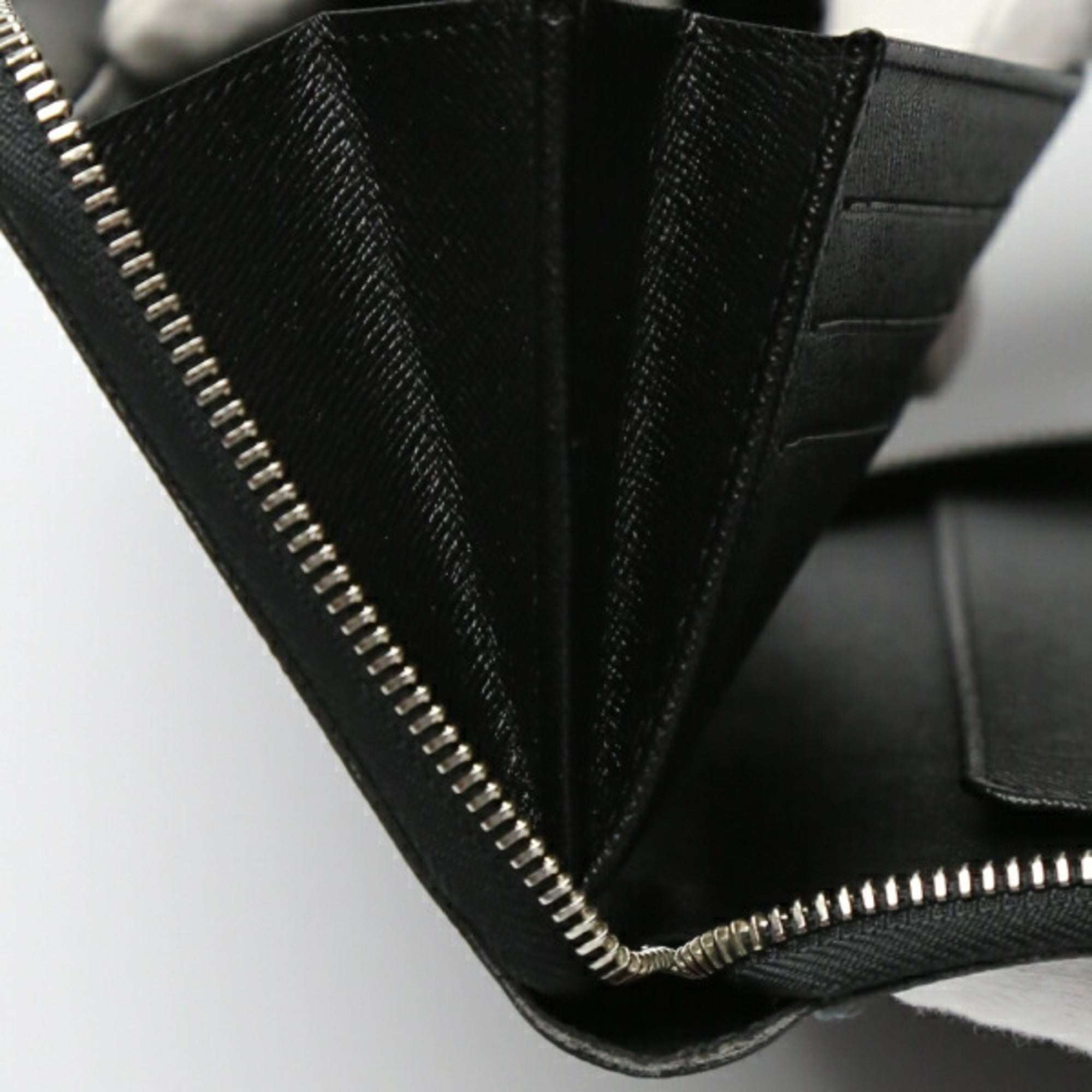 Louis Vuitton Black Damier Graphite Long Wallet (Bi-Fold) (Pre-Owned)