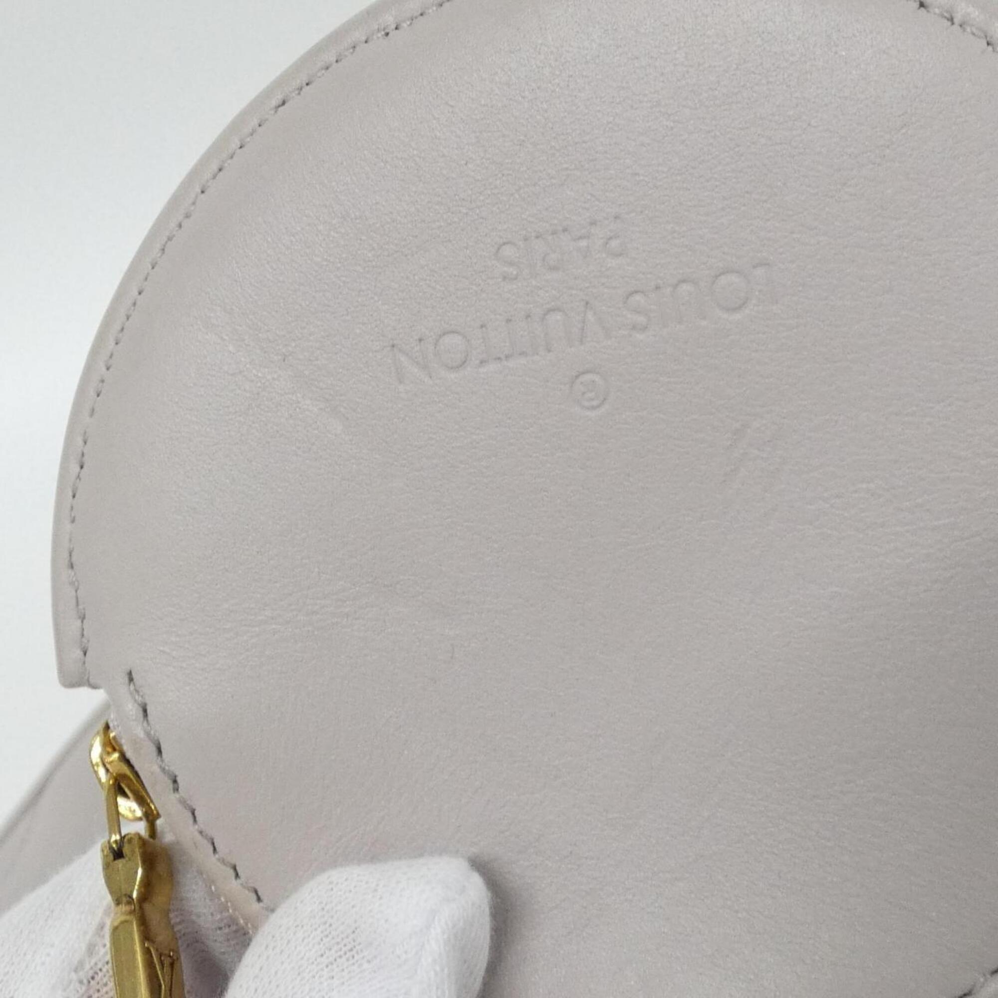 Louis Vuitton Gray Leather Shoulder Bag (Pre-Owned)