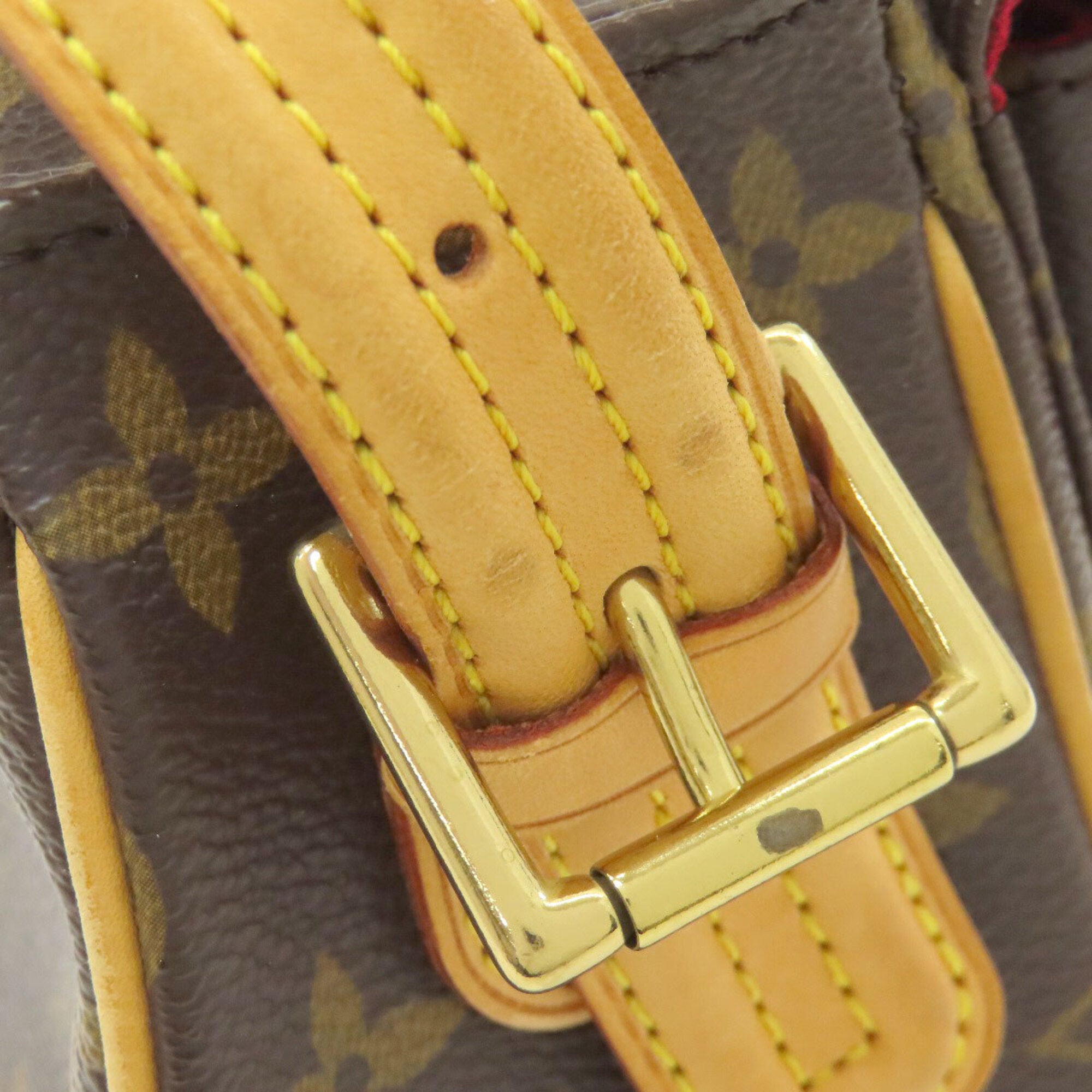 Louis Vuitton Monogram Monogram Shoulder Bag (Pre-Owned)