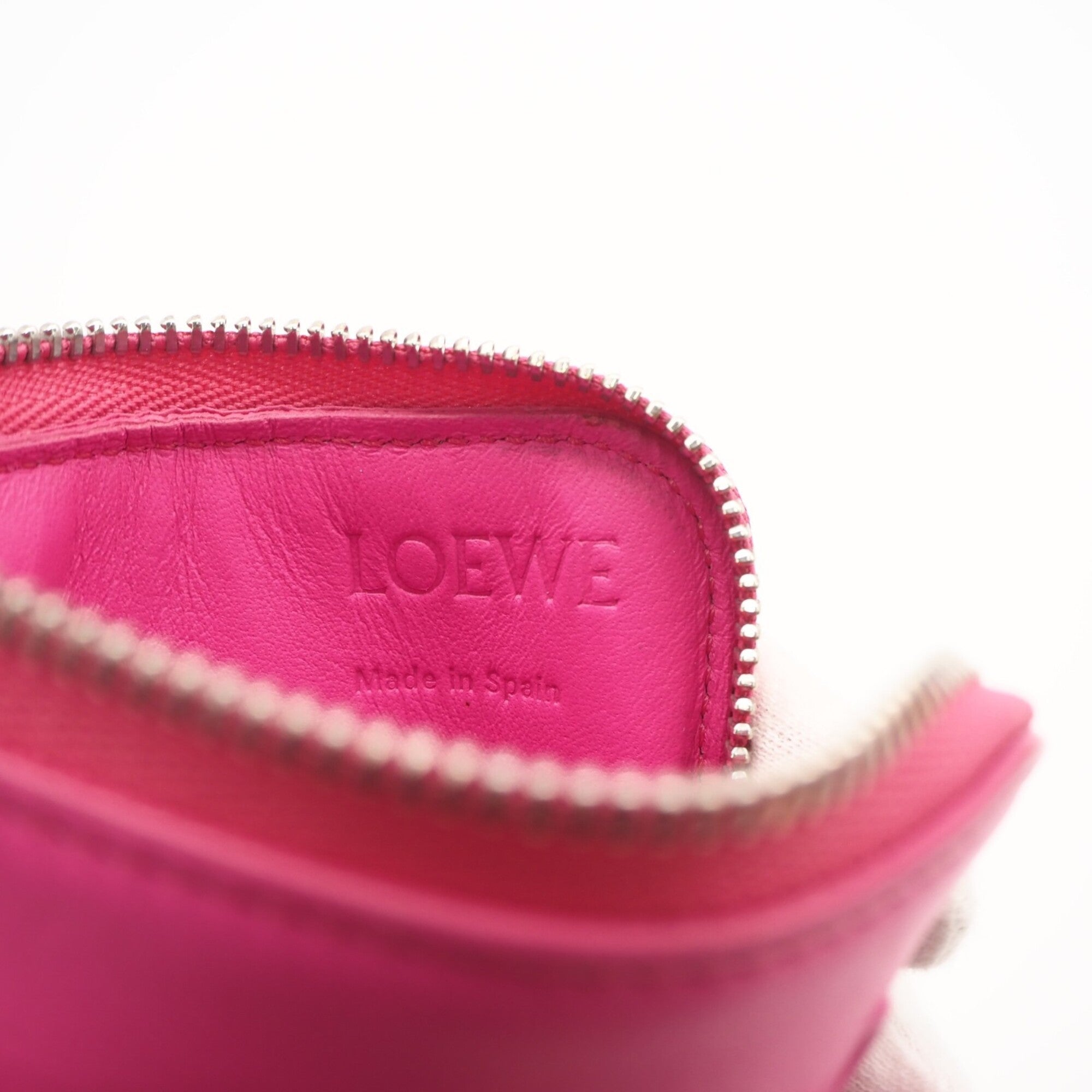 Loewe Pink Leather Coin Purse/Coin Case (Pre-Owned)
