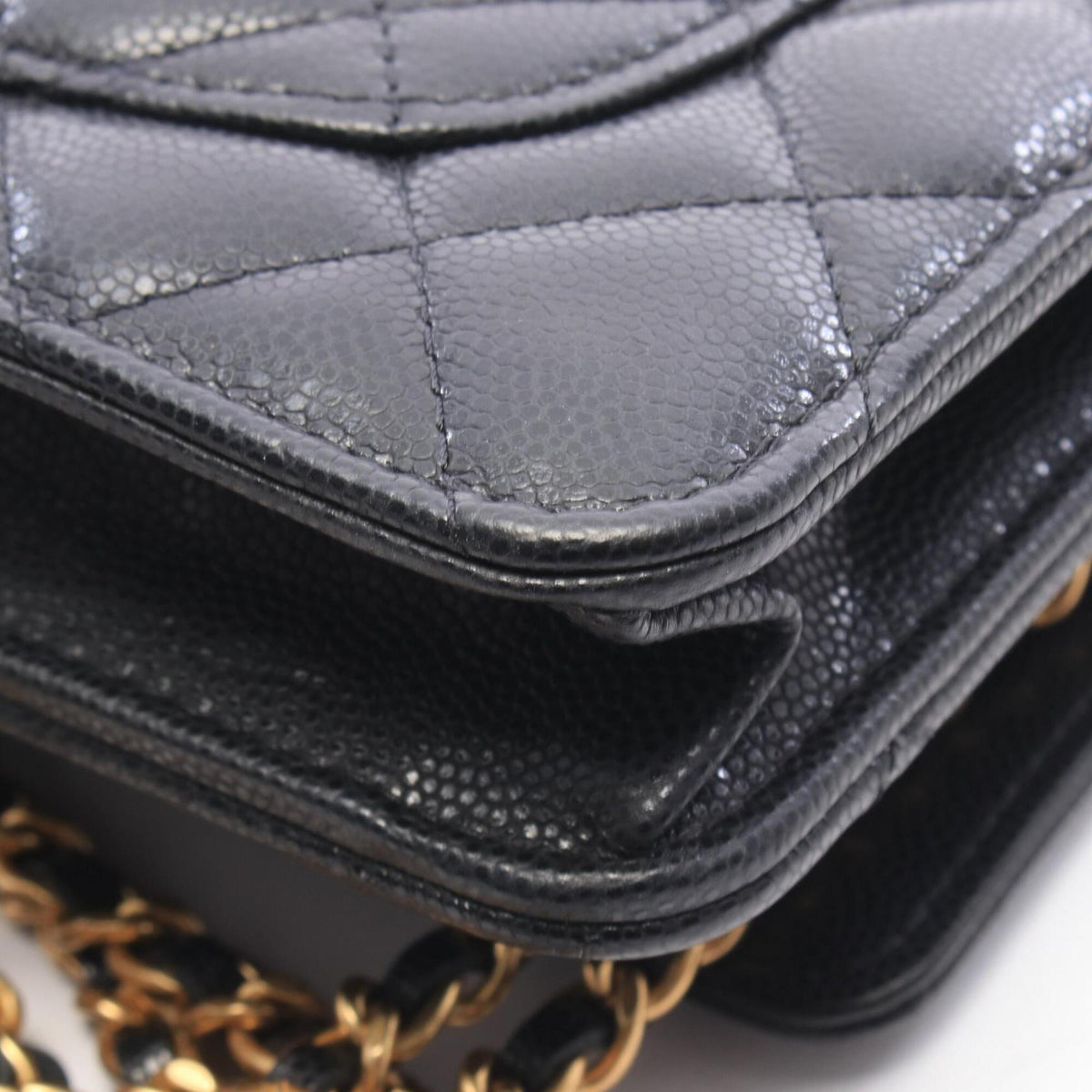 Chanel Black Grained Calfskin Handbag Shoulder Bag (Pre-Owned)