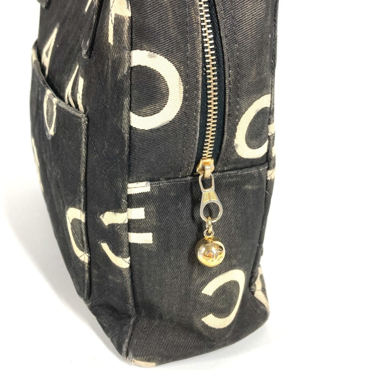 Chanel Black White Canvas Handbag Tote Bag (Pre-Owned)