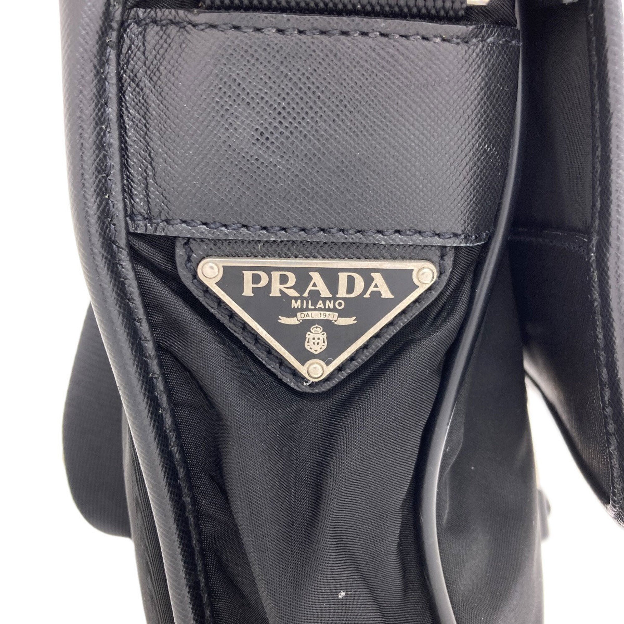 Prada Black Nylon Shoulder Bag (Pre-Owned)