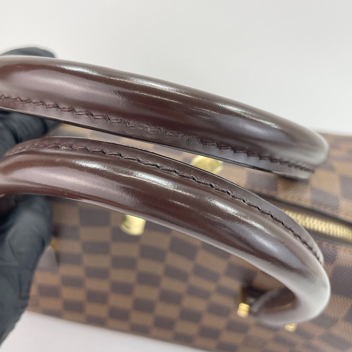 Louis Vuitton Brown Handbag (Pre-Owned)