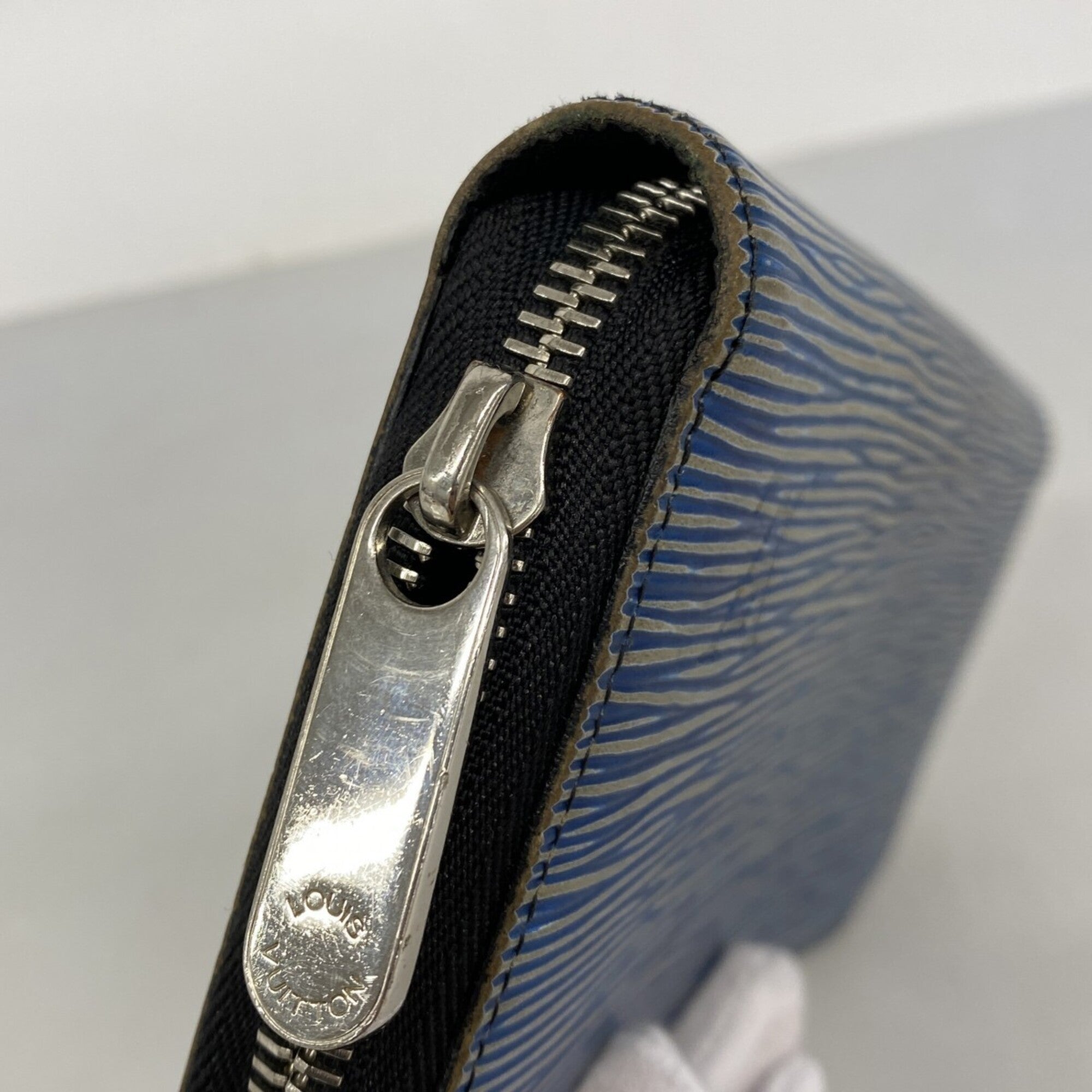 Louis Vuitton Blue Long Wallet (Bi-Fold) (Pre-Owned)