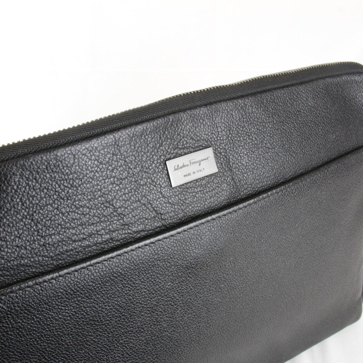 Salvatore Ferragamo Black White Leather Clutch Bag (Pre-Owned)