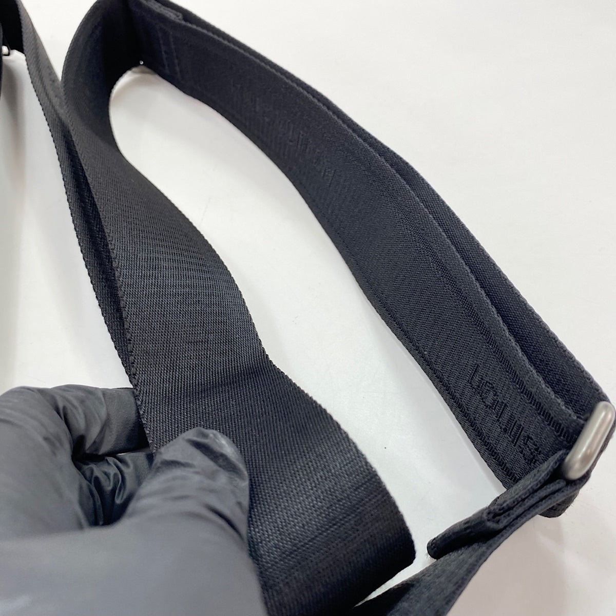Louis Vuitton Black Shoulder Bag (Pre-Owned)