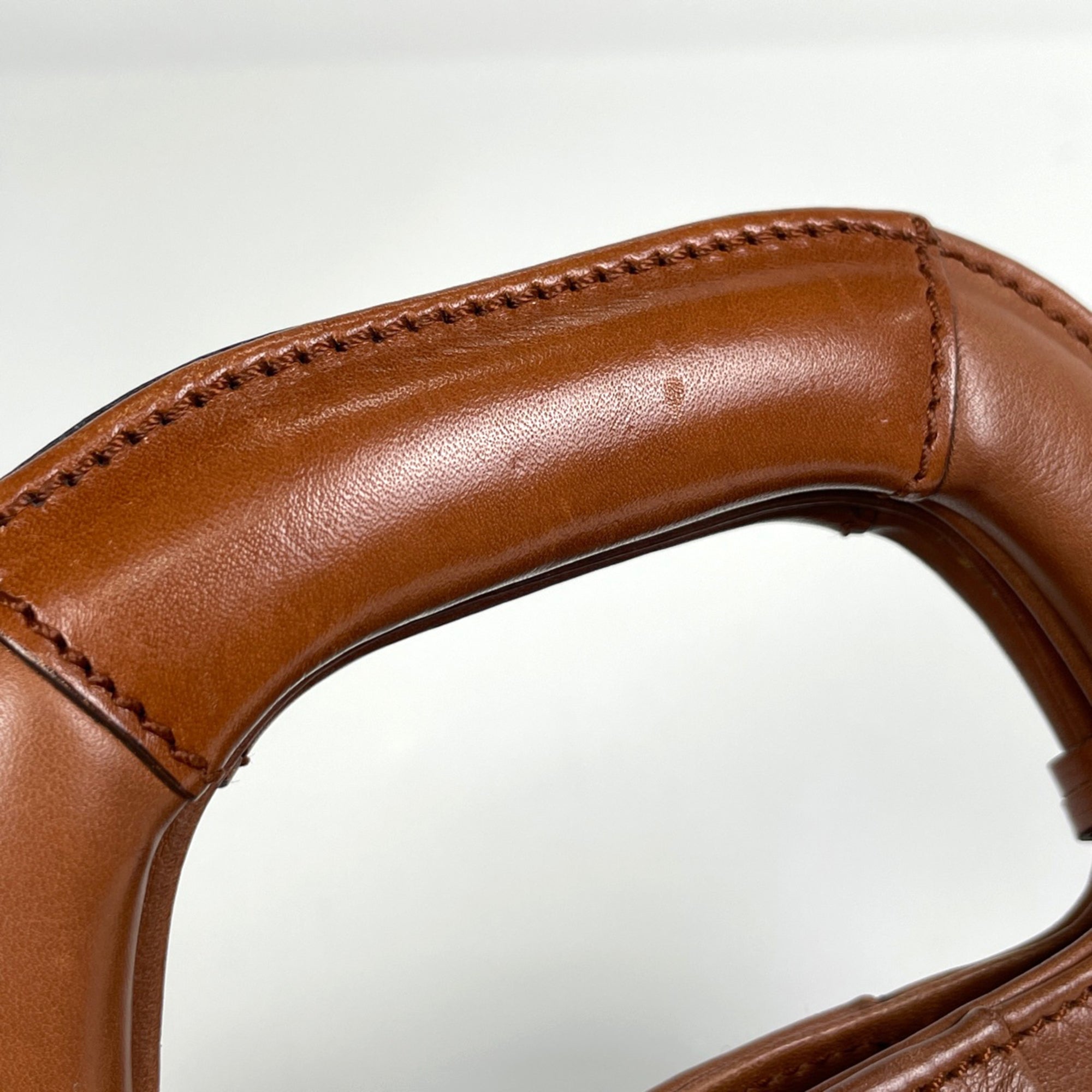 Salvatore Ferragamo Gancini Brown Leather Handbag (Pre-Owned)