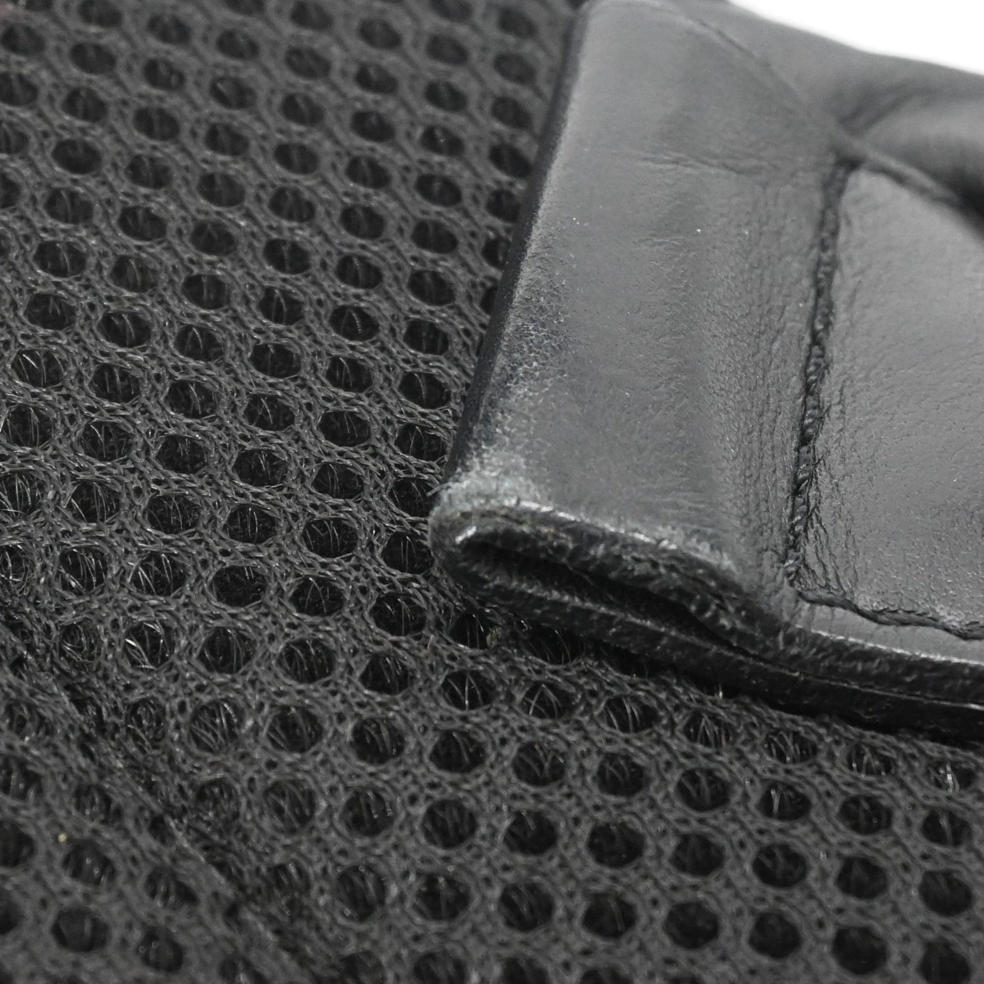 Louis Vuitton Black Leather Sling Bag (Pre-Owned)