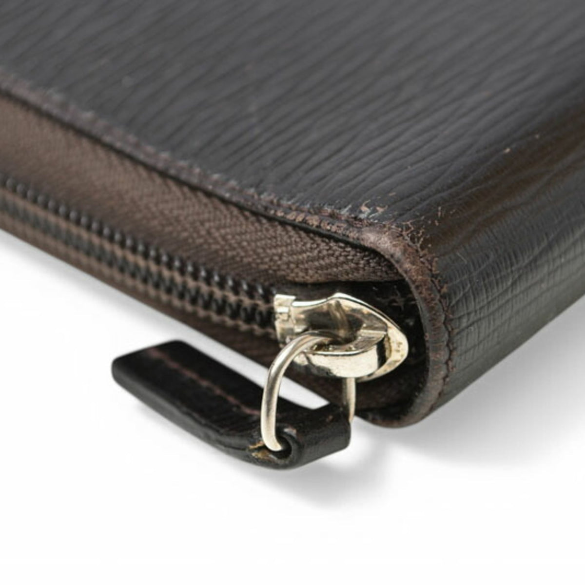 Salvatore Ferragamo Gancini Dark Brown Red Color Leather Long Wallet (Bi-Fold) (Pre-Owned)