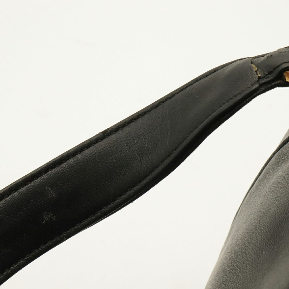 Loewe Black Leather Handbag (Pre-Owned)