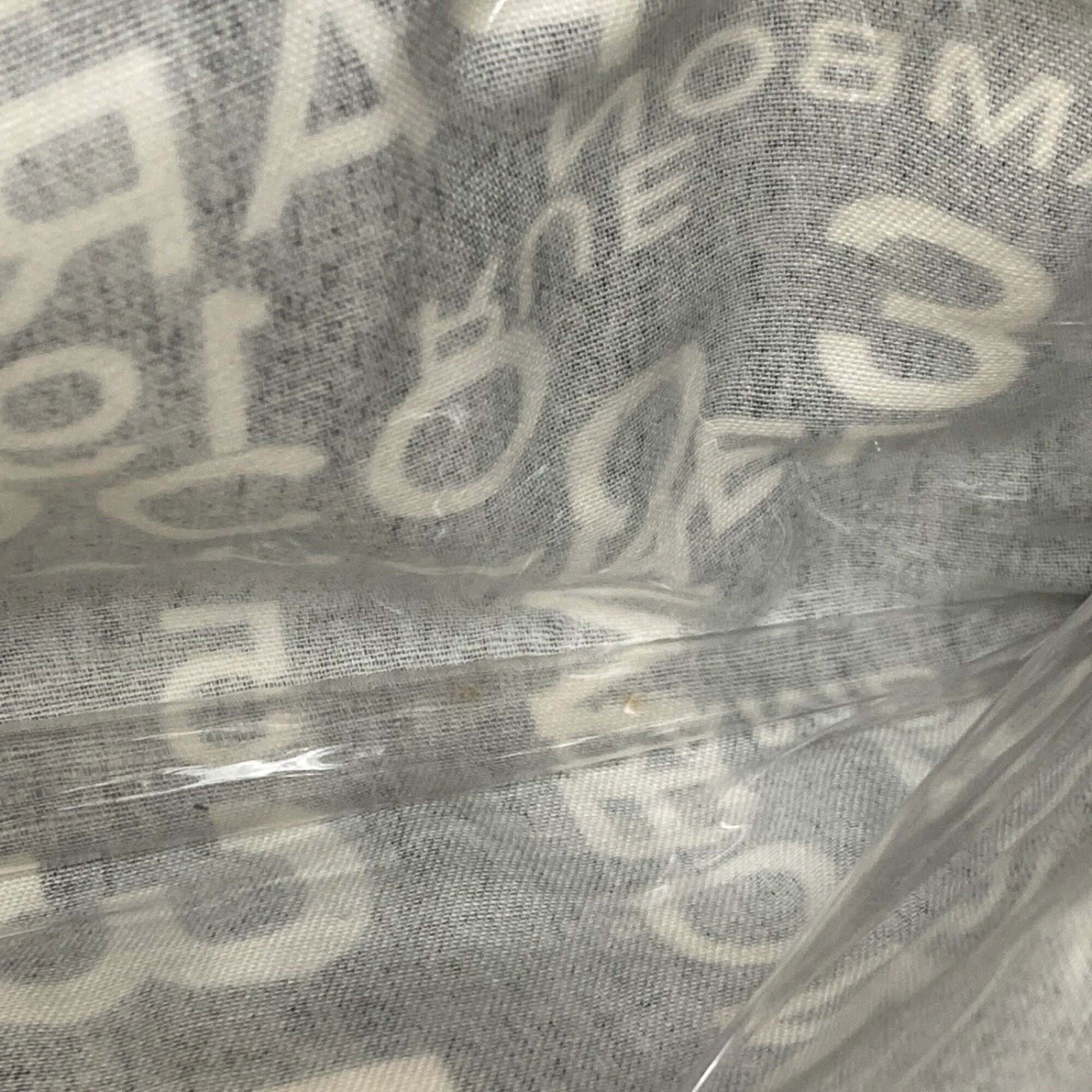 Chanel Black White Canvas Pouch Tote Bag (Pre-Owned)
