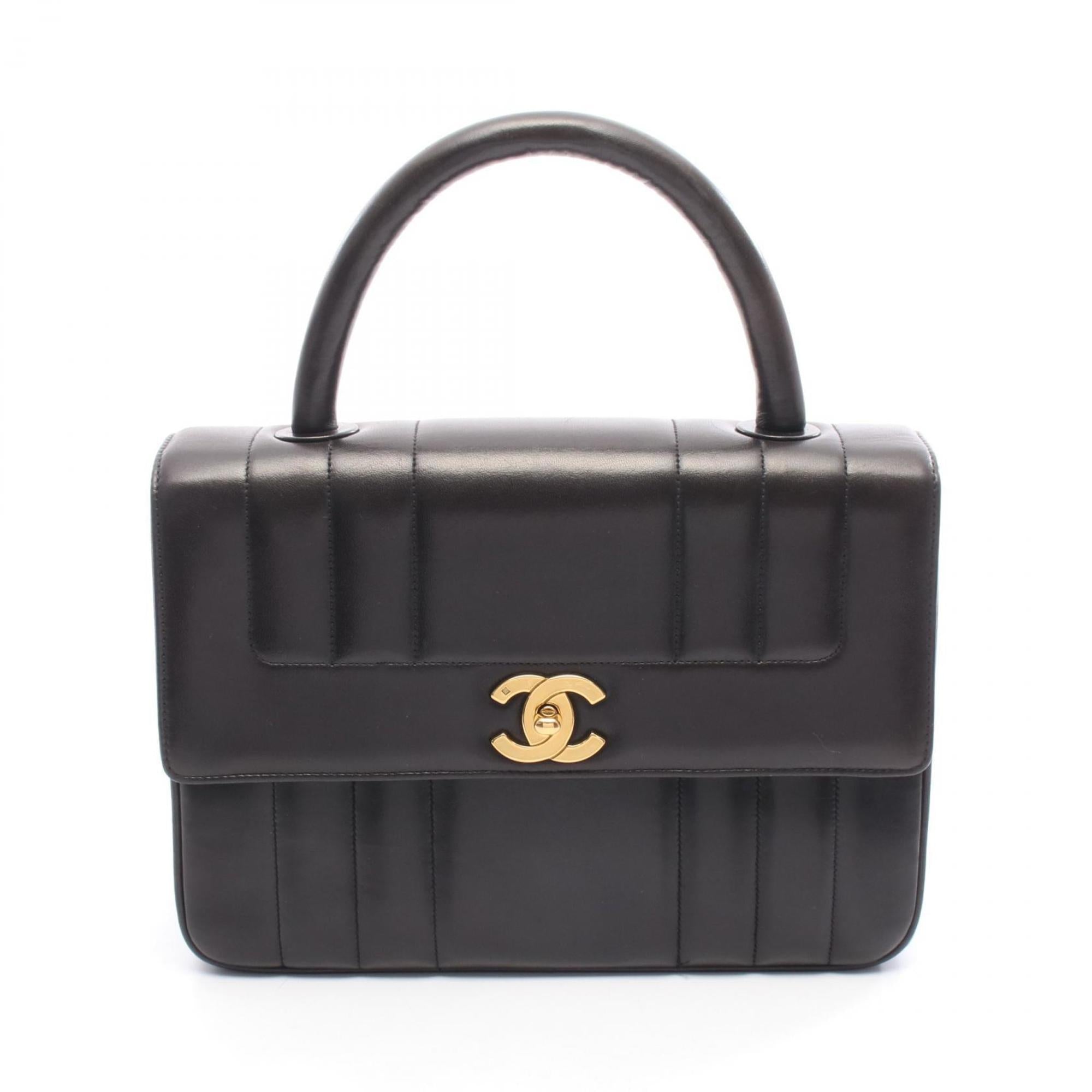 Chanel Black Leather Handbag (Pre-Owned)