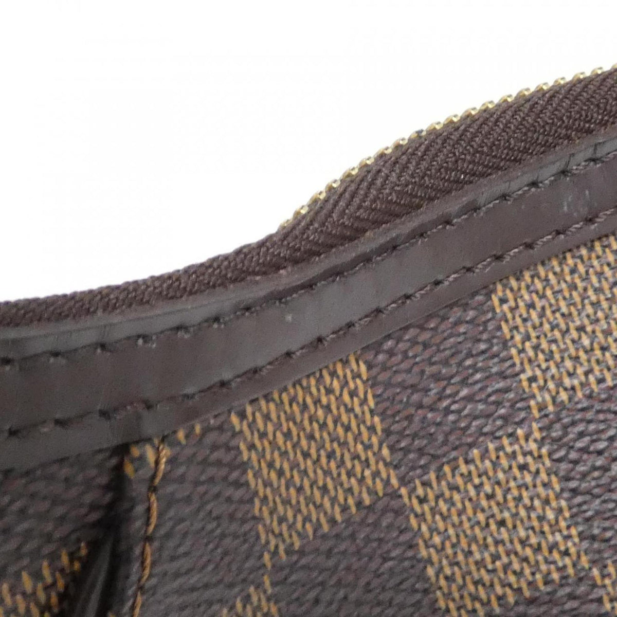 Louis Vuitton Brown Coated Canvas Shoulder Bag (Pre-Owned)