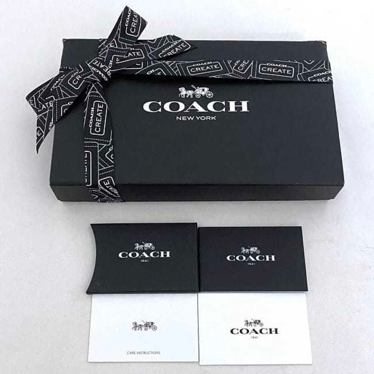 Coach Black Pink Leather Long Wallet (Bi-Fold) (Pre-Owned)