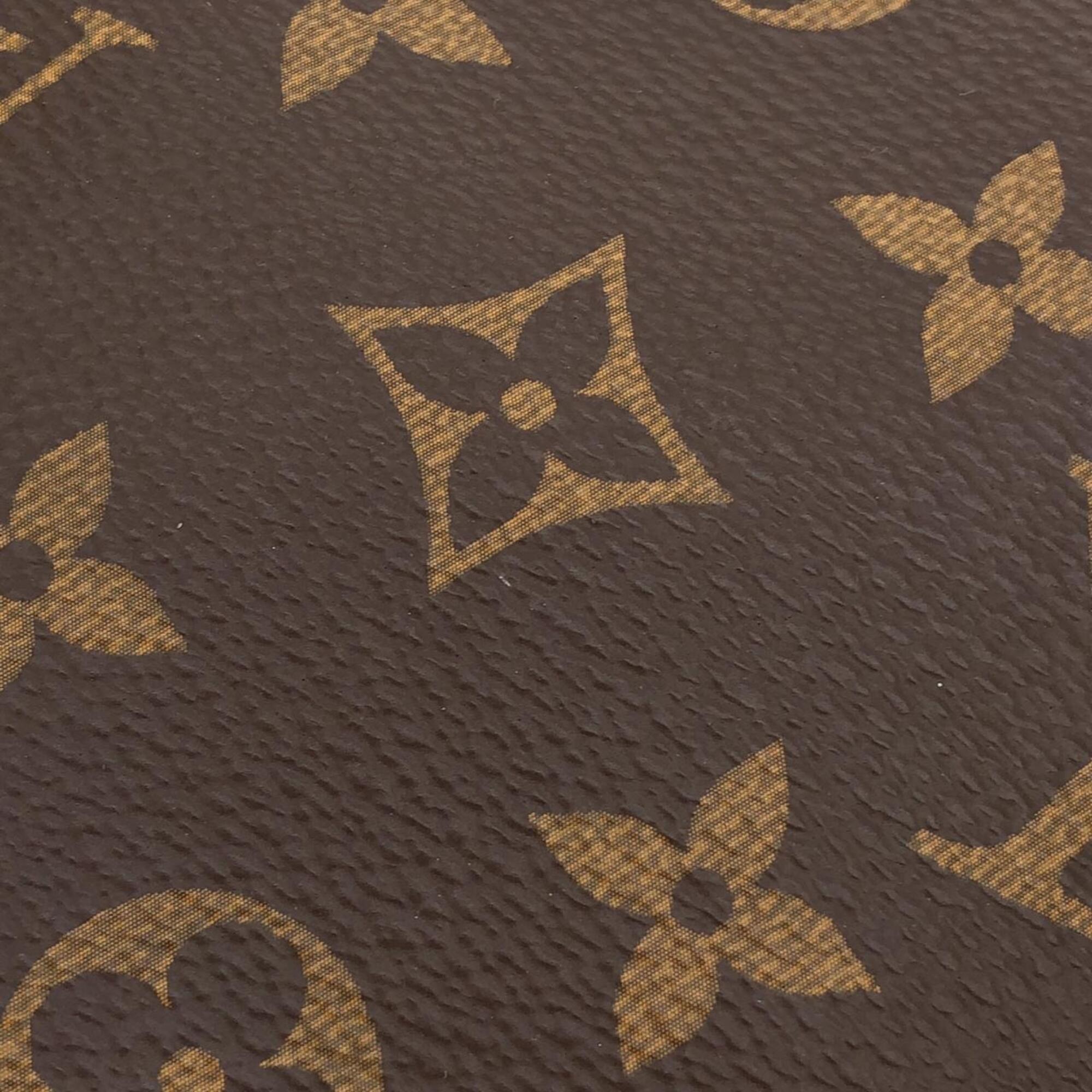 Louis Vuitton Marron Coated Canvas Shoulder Bag (Pre-Owned)