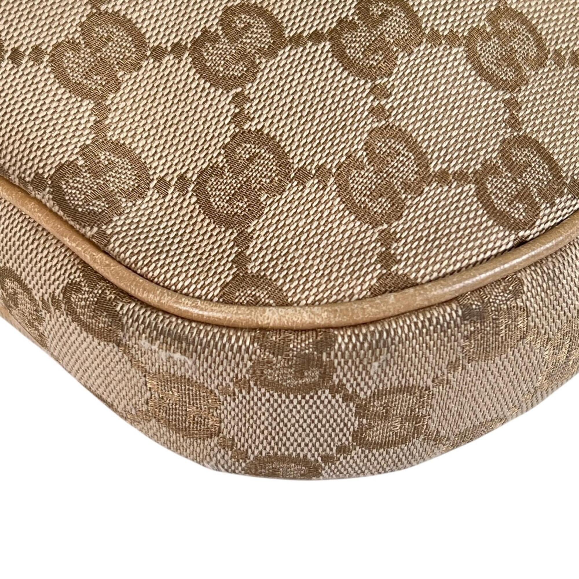 Gucci Beige Gg Canvas Shoulder Bag (Pre-Owned)