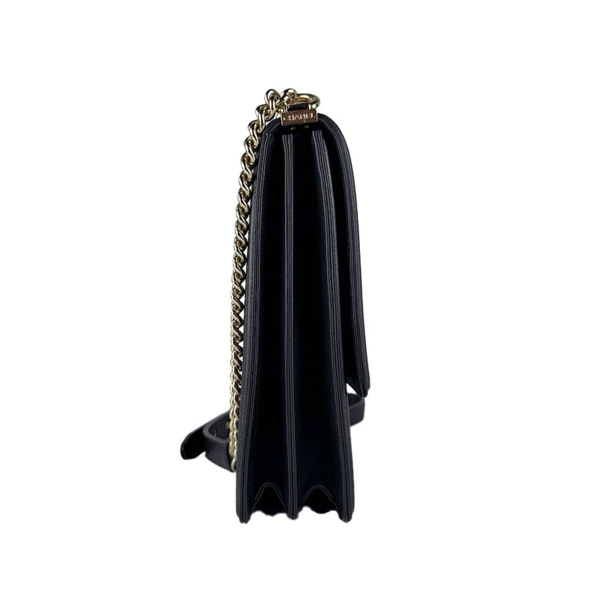 Chanel Black Leather Shoulder Bag (Pre-Owned)