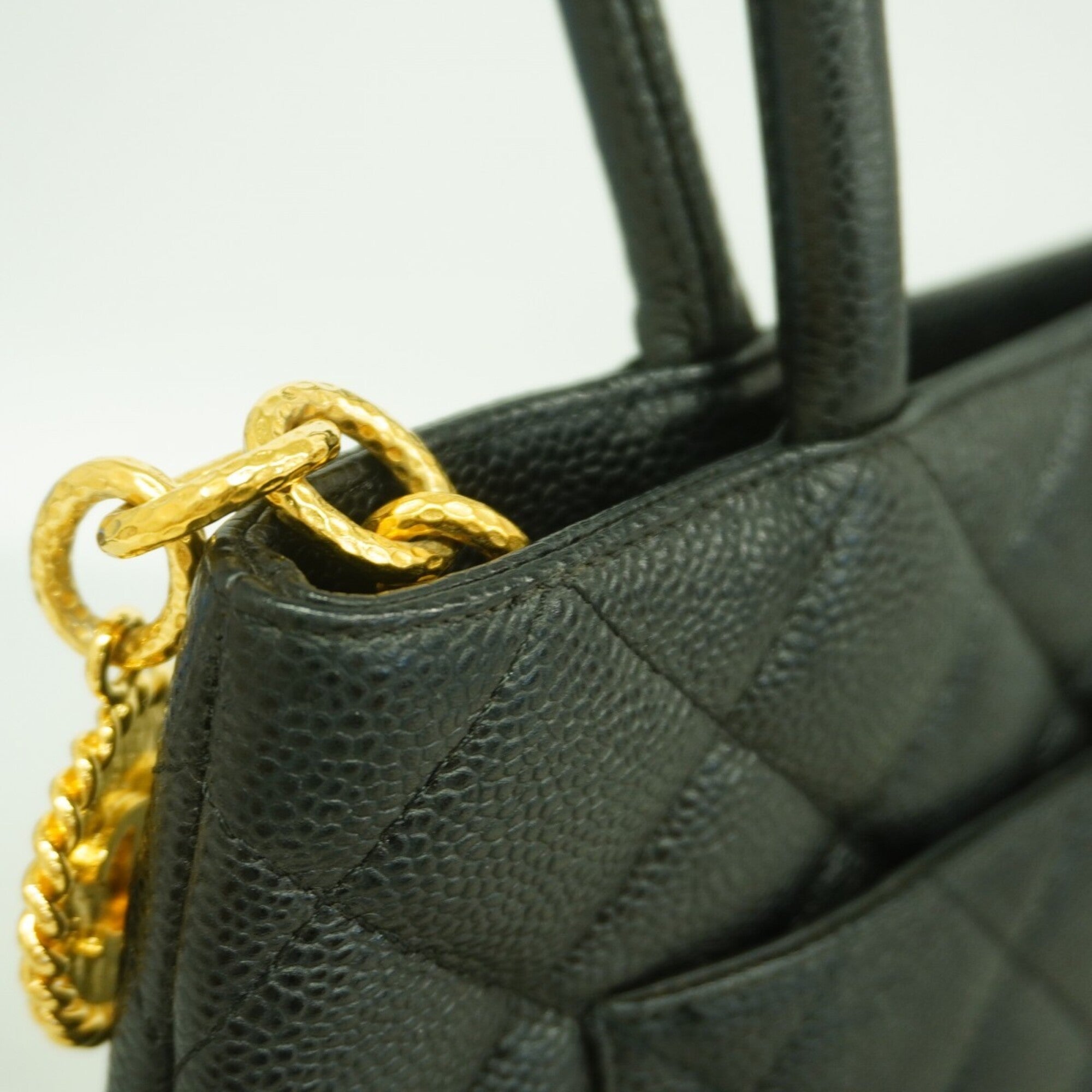 Chanel Black Grained Calfskin Tote Bag (Pre-Owned)