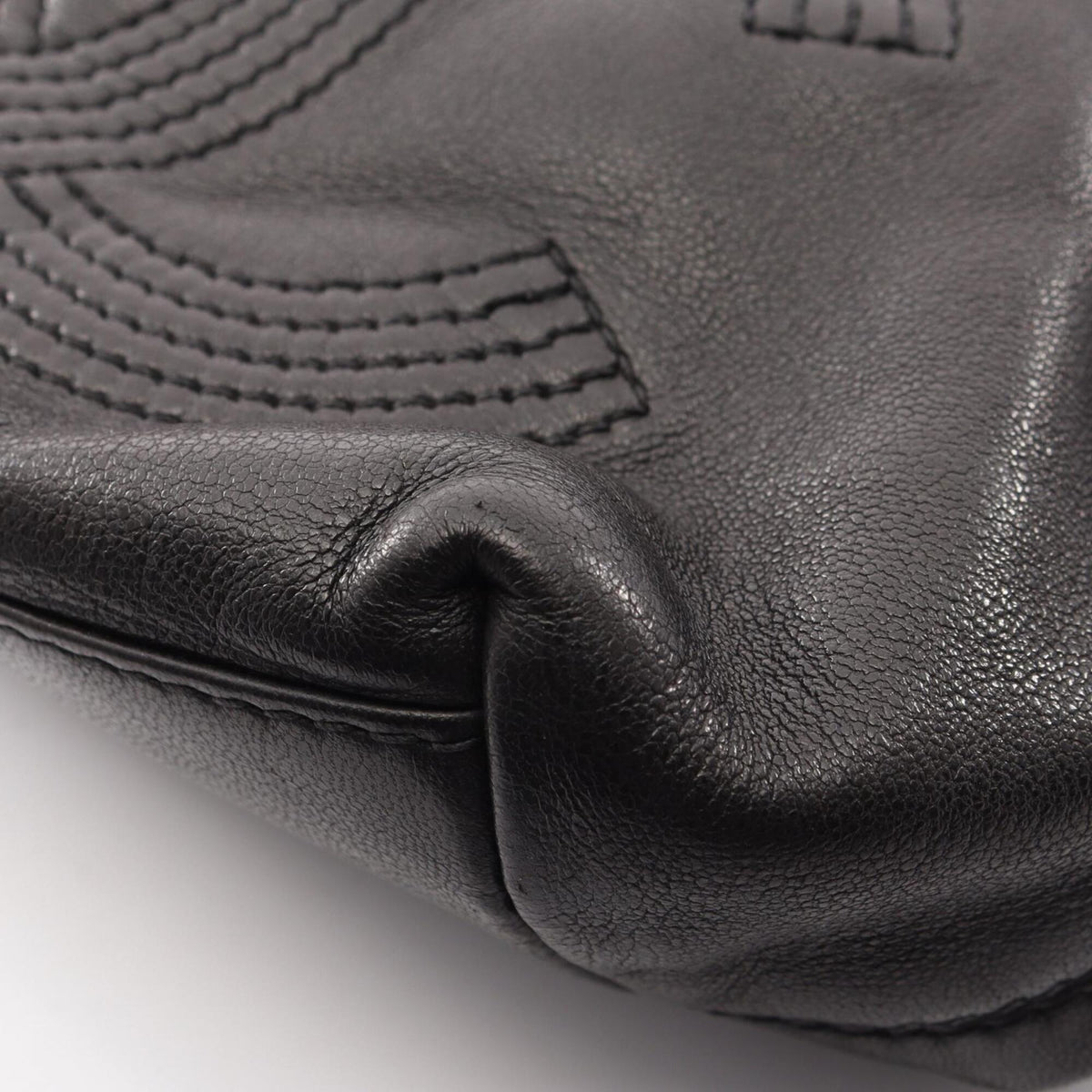 Chanel Black Leather Backpack Handbag (Pre-Owned)