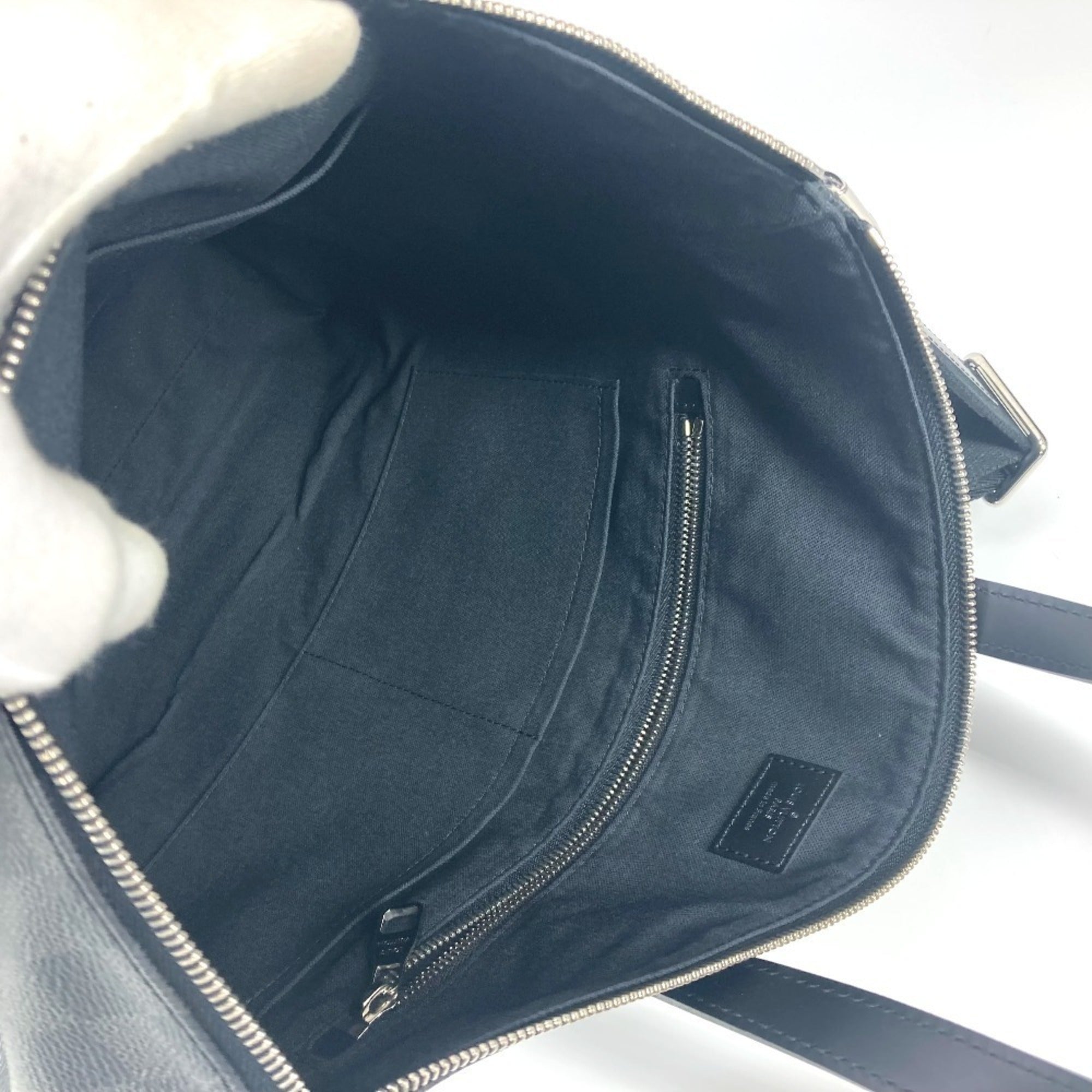 Louis Vuitton Black Damier Graphite Shoulder Bag Tote Bag (Pre-Owned)