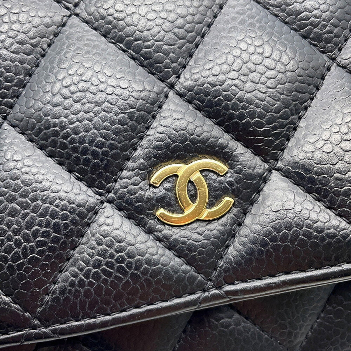 Chanel Black Grained Calfskin Chain/Shoulder Wallet (Pre-Owned)