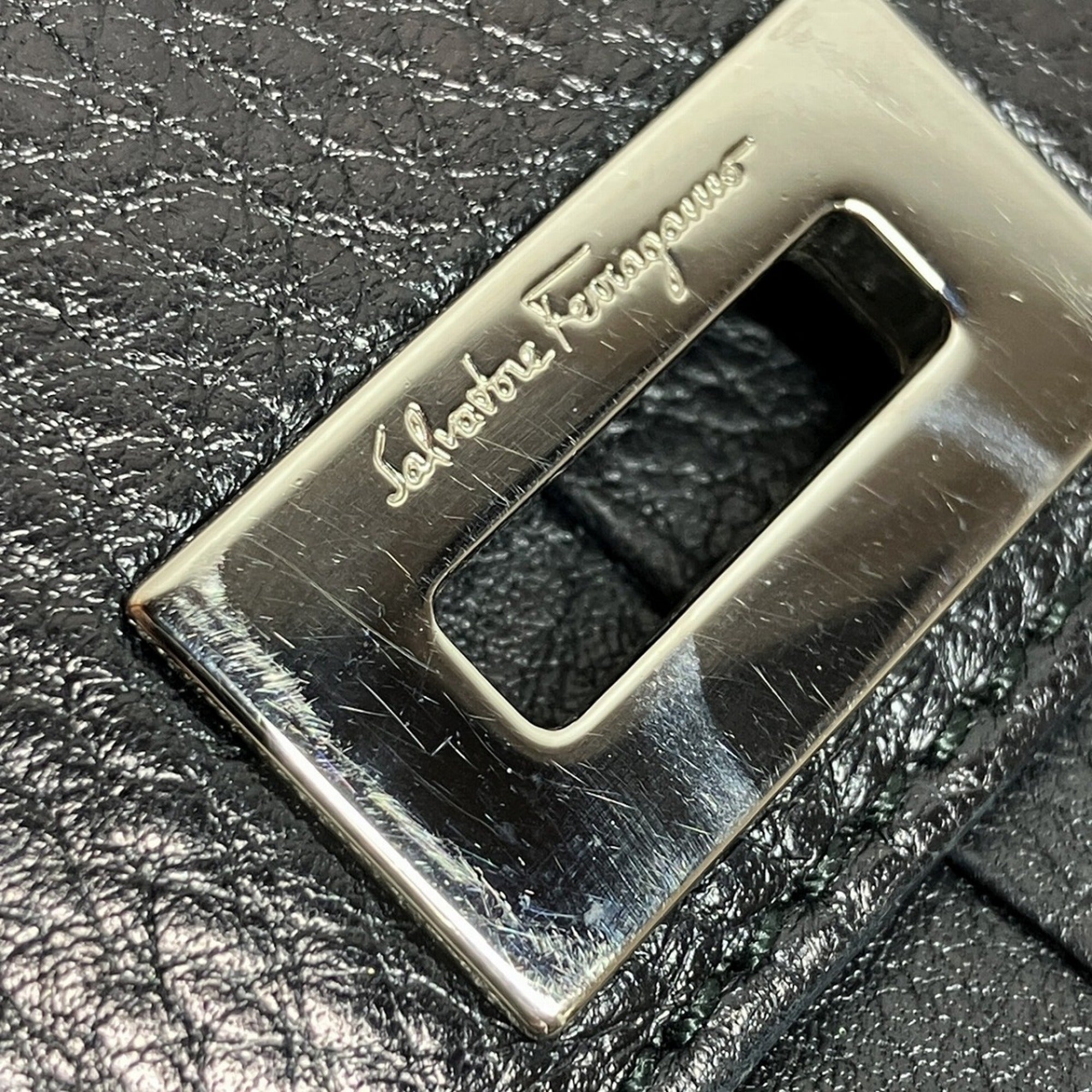 Salvatore Ferragamo Black Leather Long Wallet (Bi-Fold) (Pre-Owned)