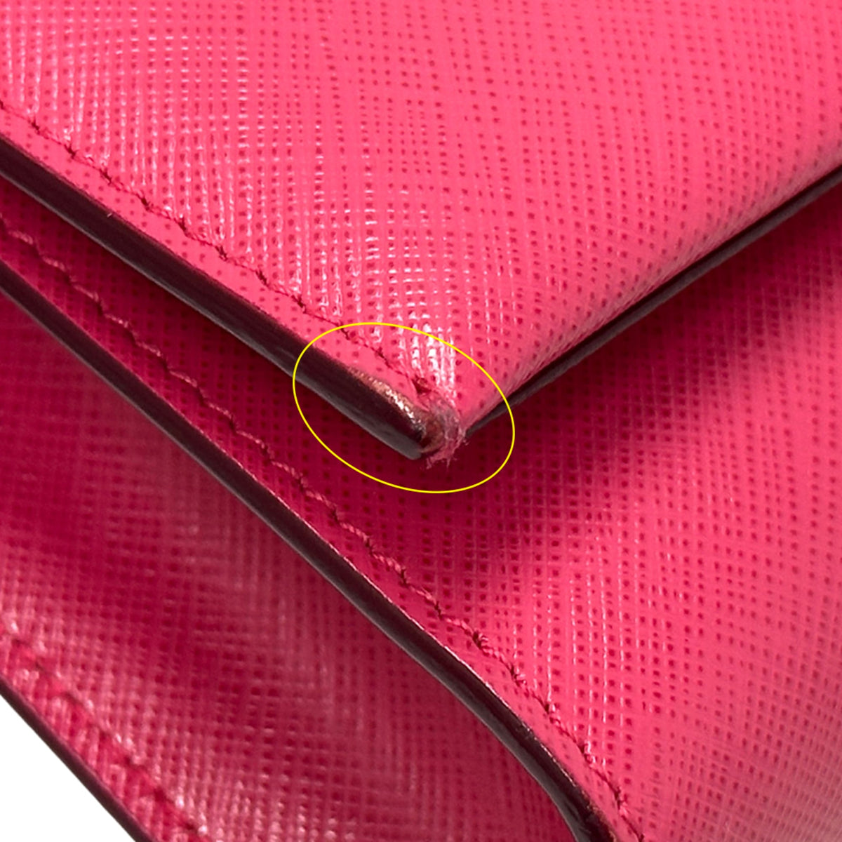 Salvatore Ferragamo Pink Leather Pochette Shoulder Bag (Pre-Owned)