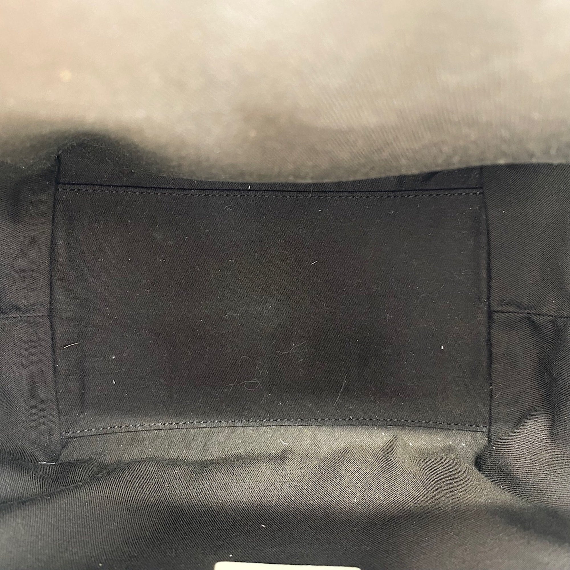 Gucci White Handbag (Pre-Owned)