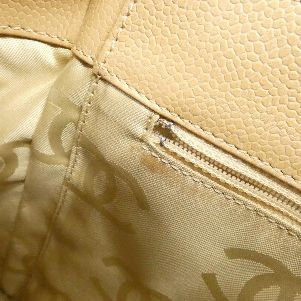 Chanel Beige Grained Calfskin Handbag (Pre-Owned)