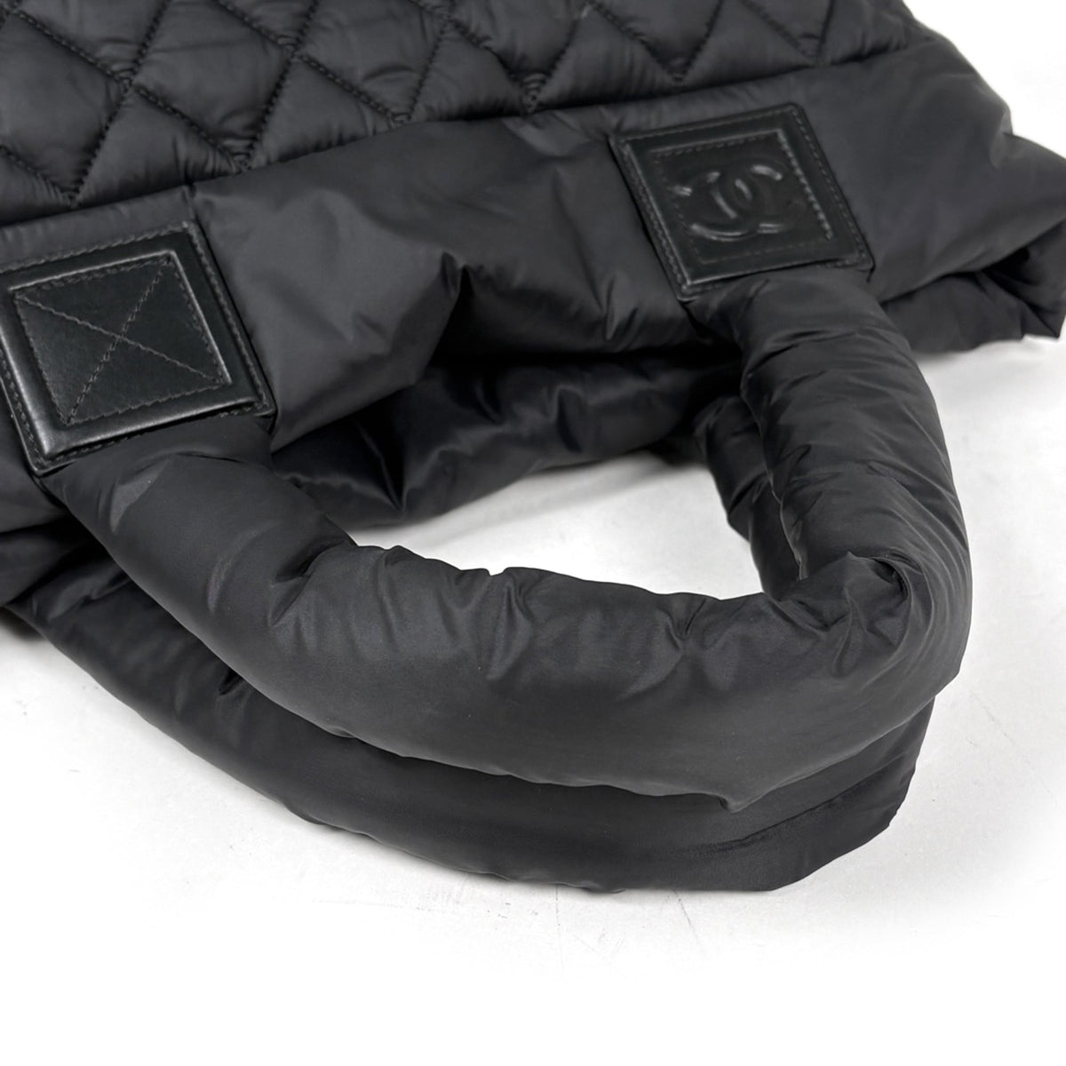 Chanel Black Nylon Leather Tote Bag (Pre-Owned)
