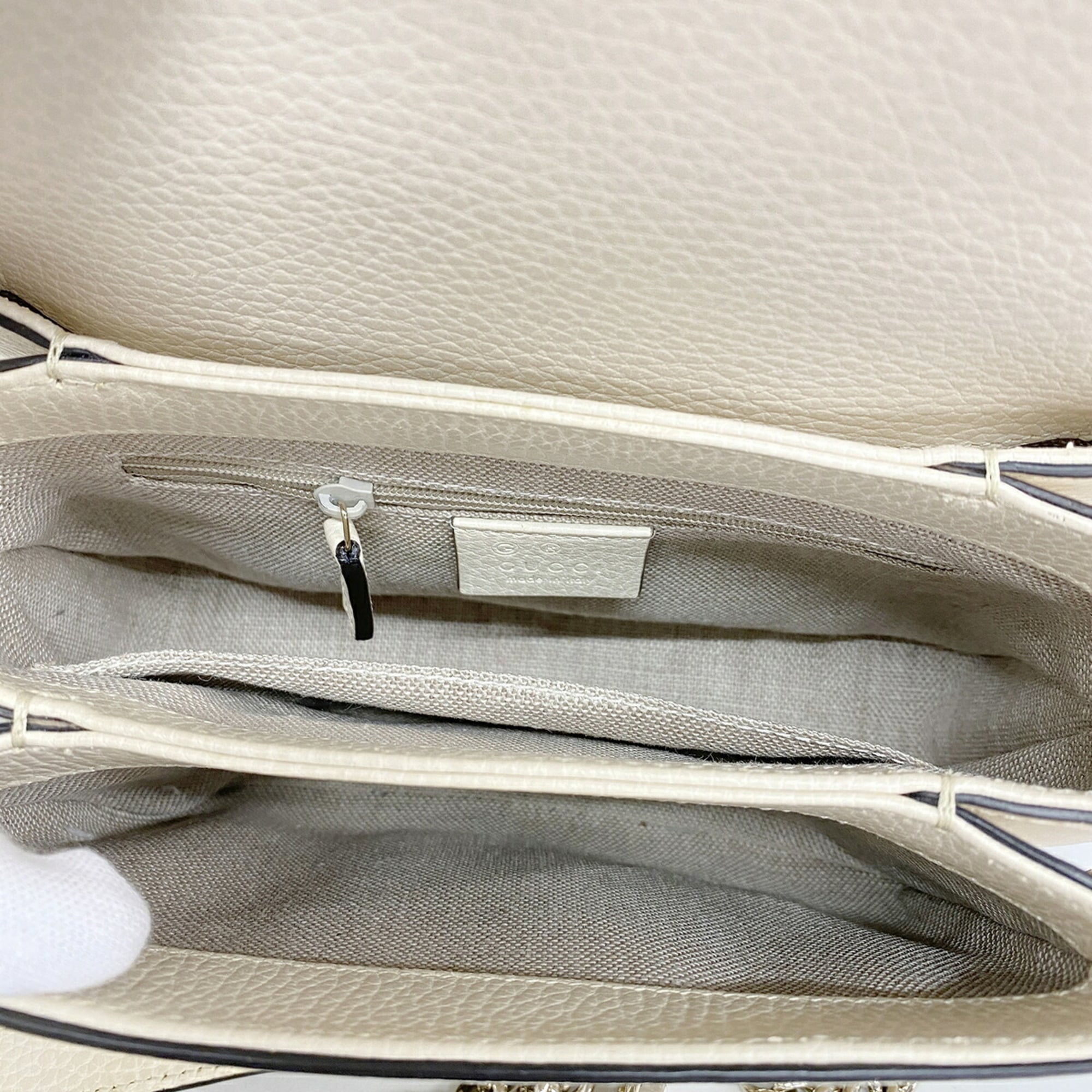 Gucci Ivory Leather Shoulder Bag (Pre-Owned)
