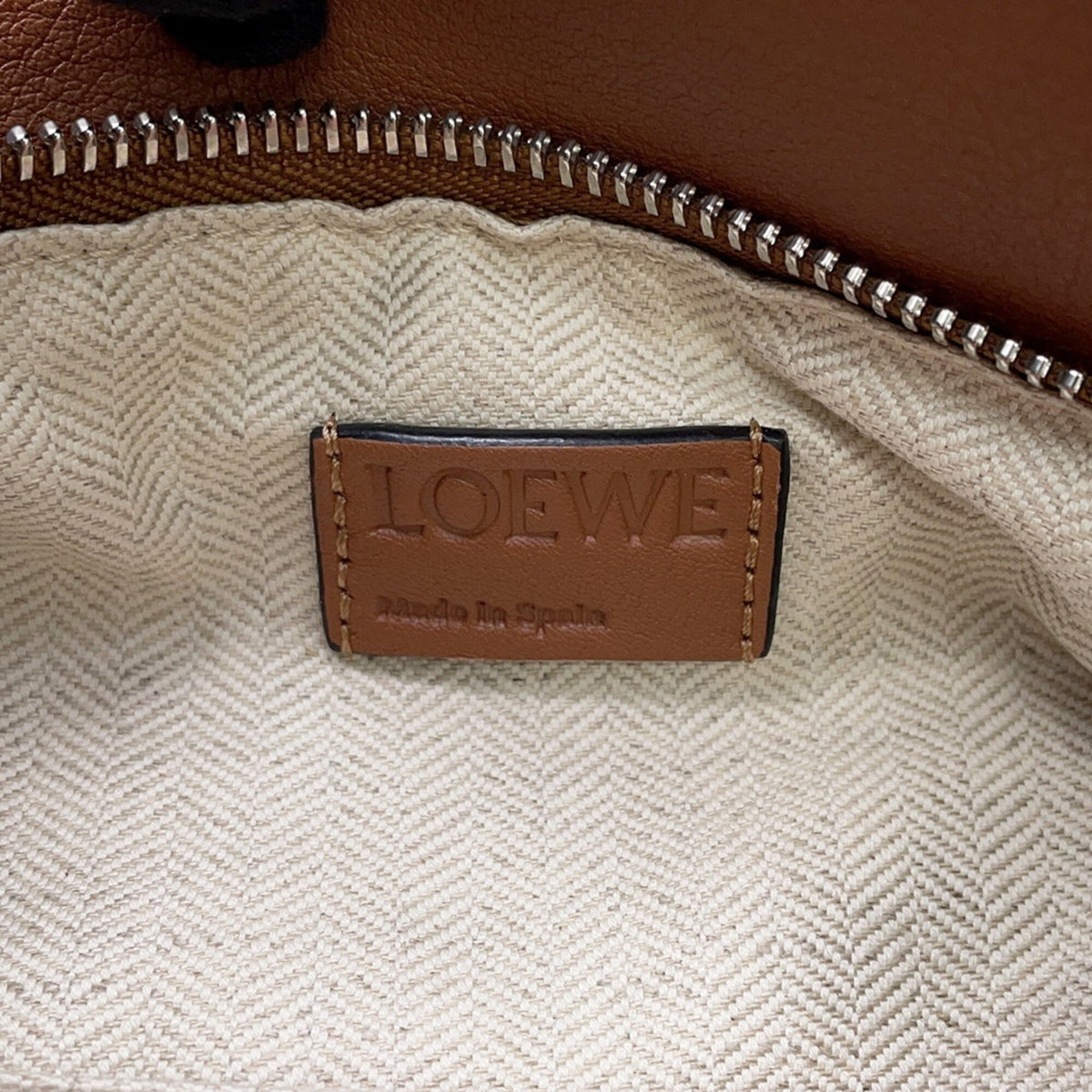Loewe Puzzle Brown Leather Handbag Sling Bag (Pre-Owned)
