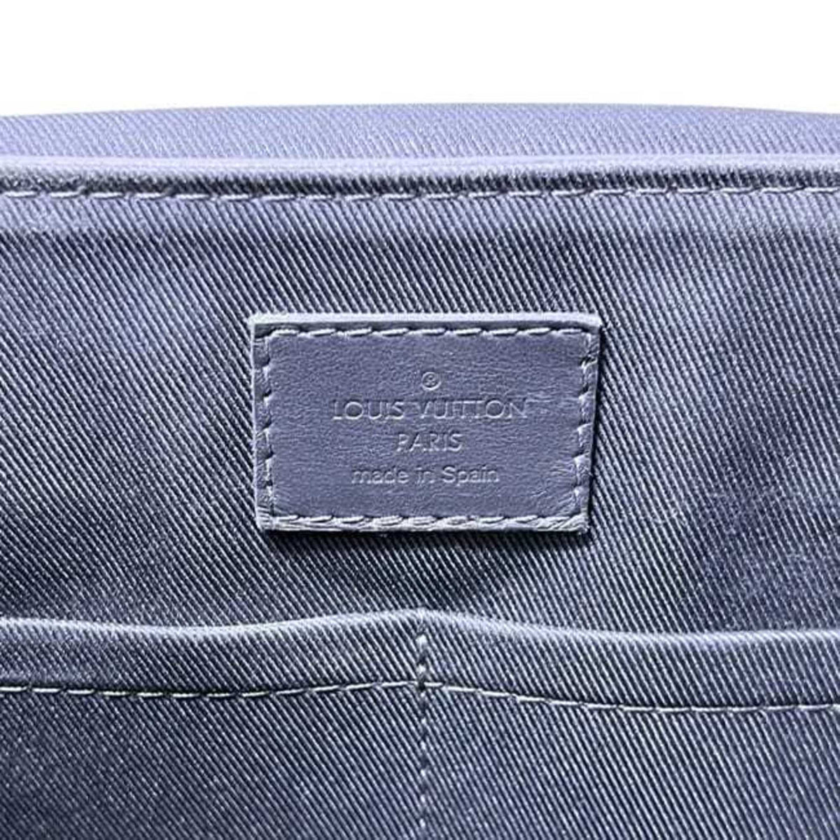 Louis Vuitton Navy Leather Shoulder Bag (Pre-Owned)