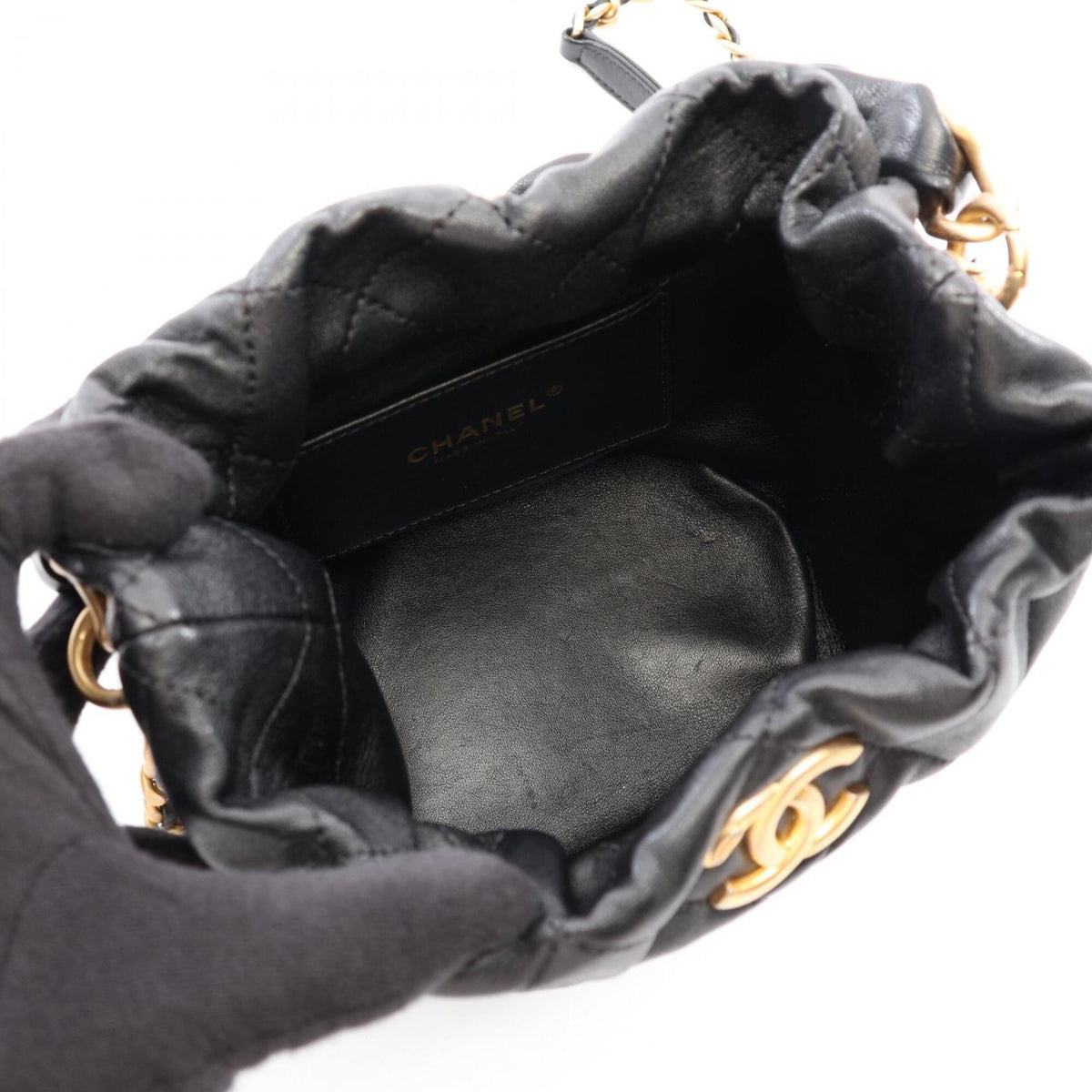 Chanel Black Leather Handbag Shoulder Bag (Pre-Owned)