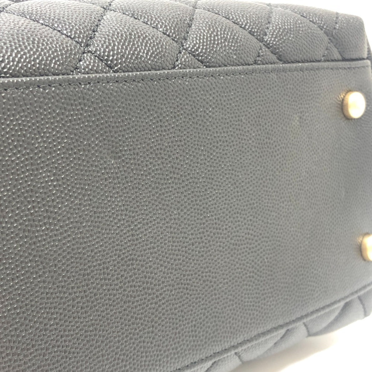 Chanel Matelasse Black Grained Calfskin Handbag Shoulder Bag (Pre-Owned)