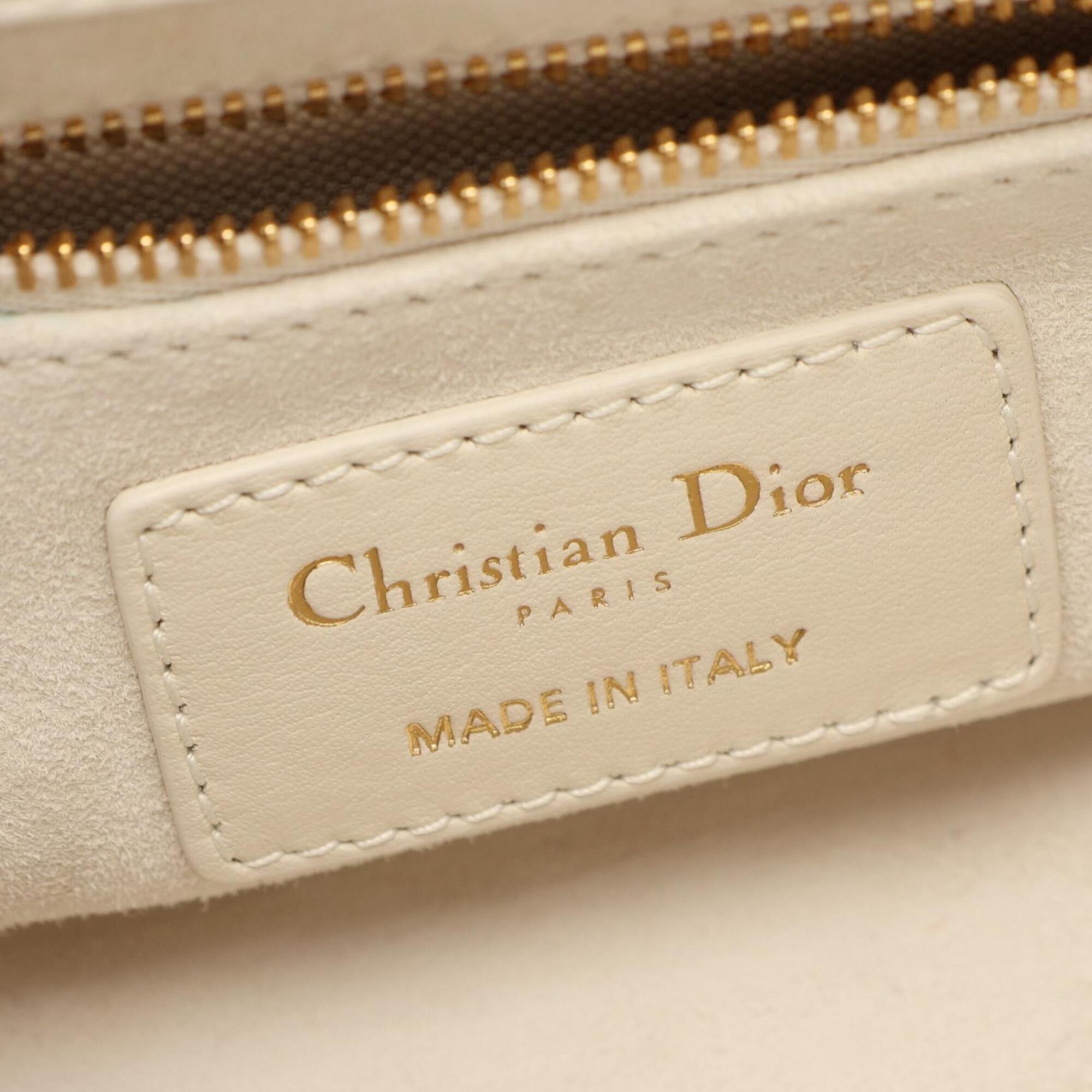 Christian Dior White Leather Handbag (Pre-Owned)