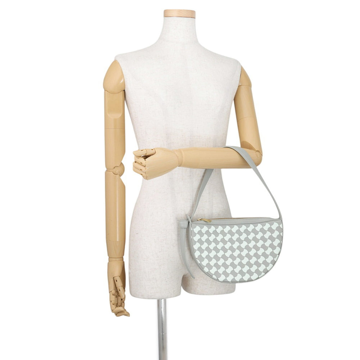 Bottega Veneta Grayish Ivory Leather Handbag (Pre-Owned)