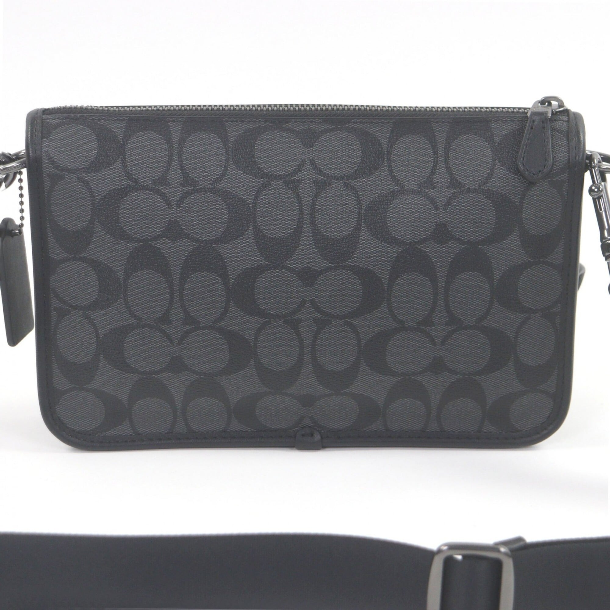 Coach Black Leather Pouch Shoulder Bag (Pre-Owned)