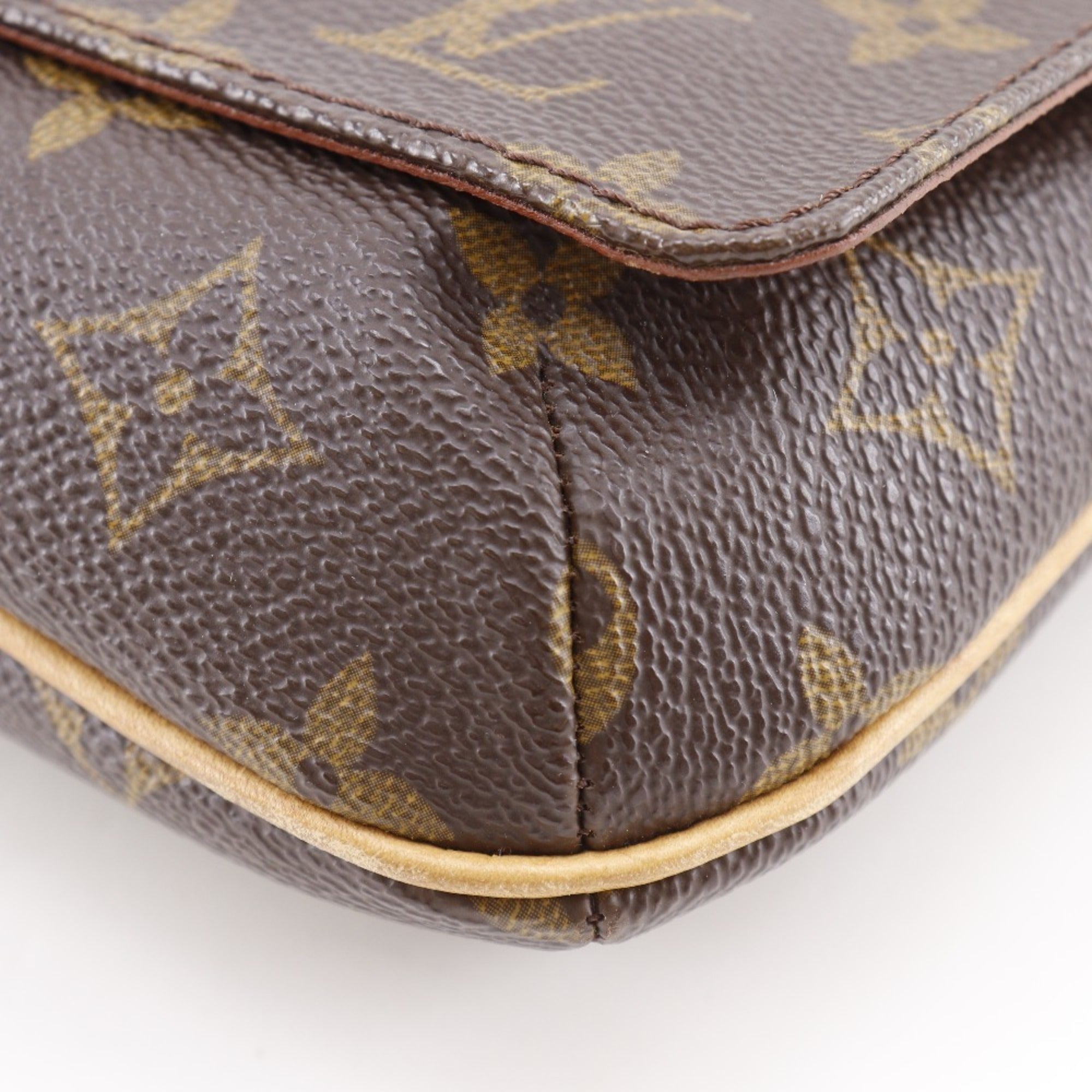 Louis Vuitton Brown Monogram Canvas Shoulder Bag (Pre-Owned)