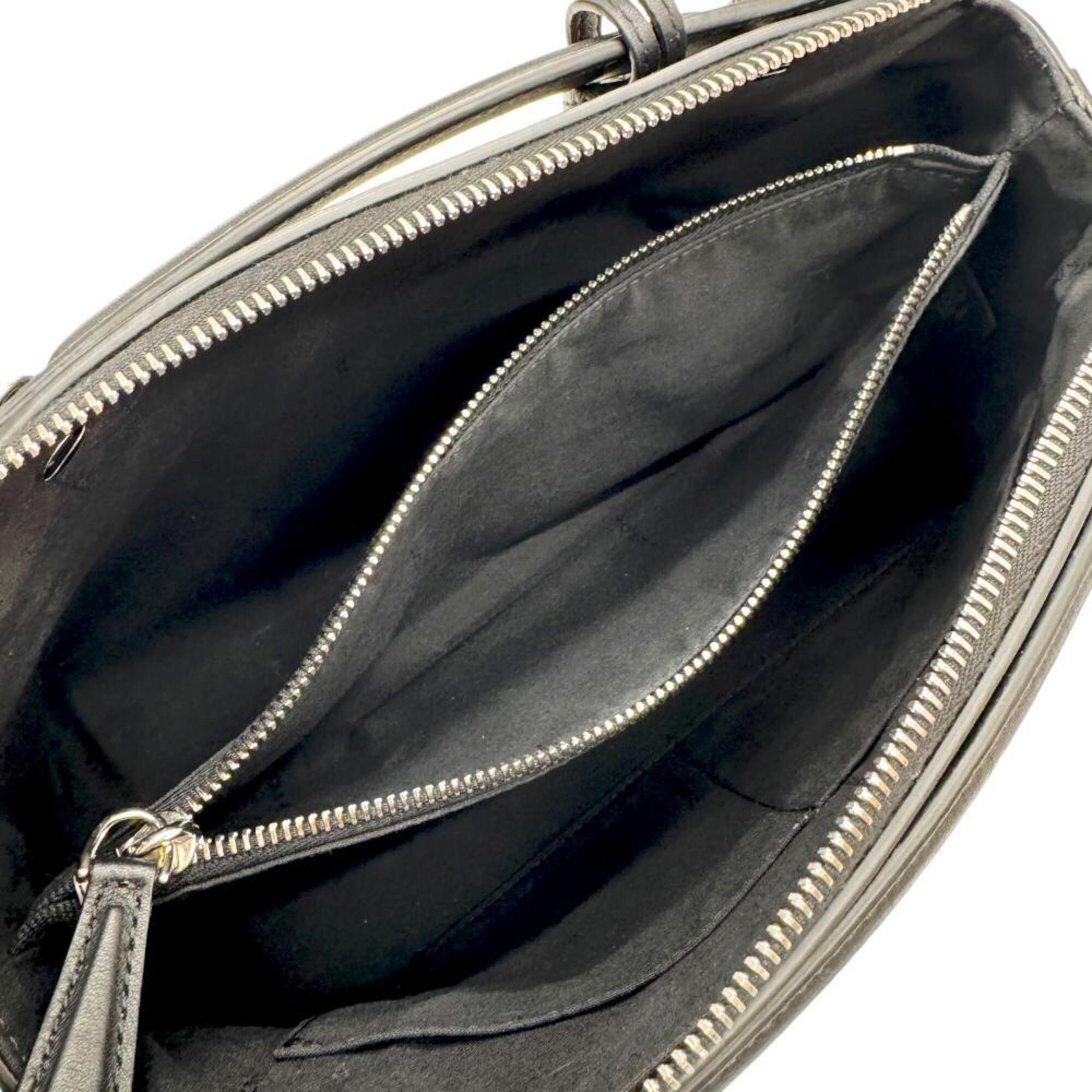 Fendi Black Leather Handbag Shoulder Bag (Pre-Owned)